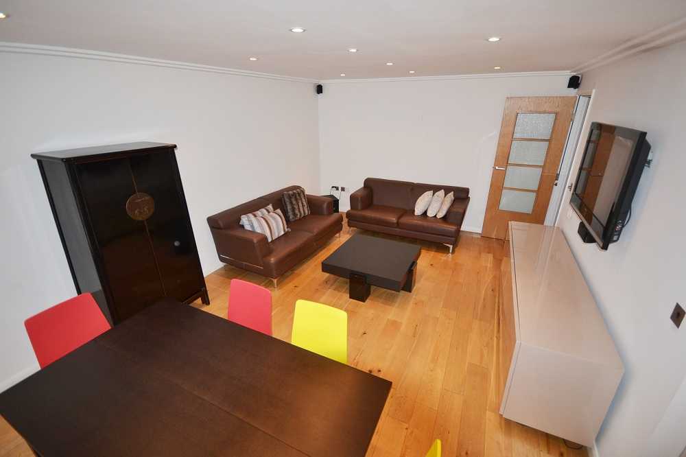 Atlas House, London Road - Picture 9