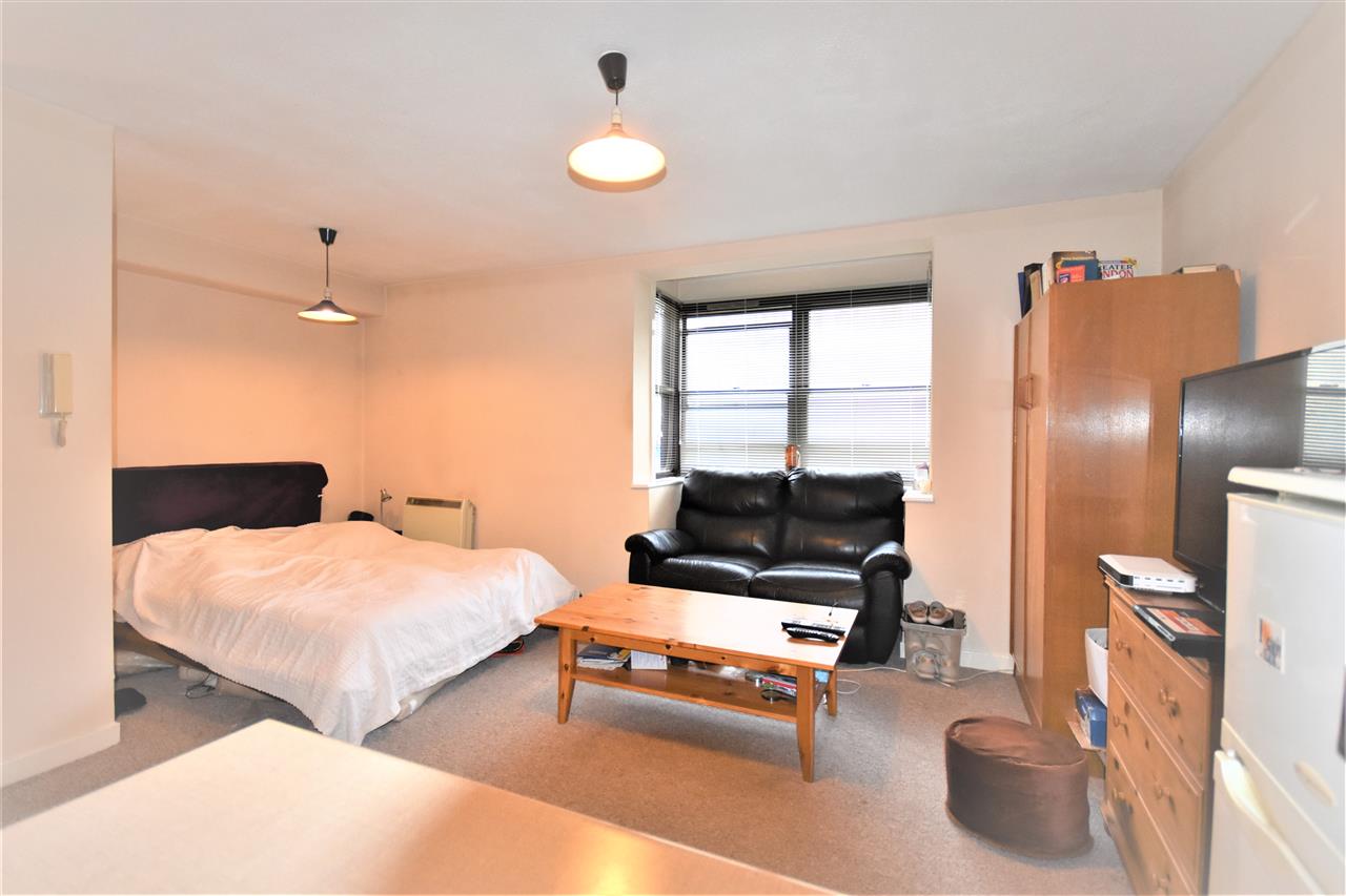 Balmoral Mews - Picture 2