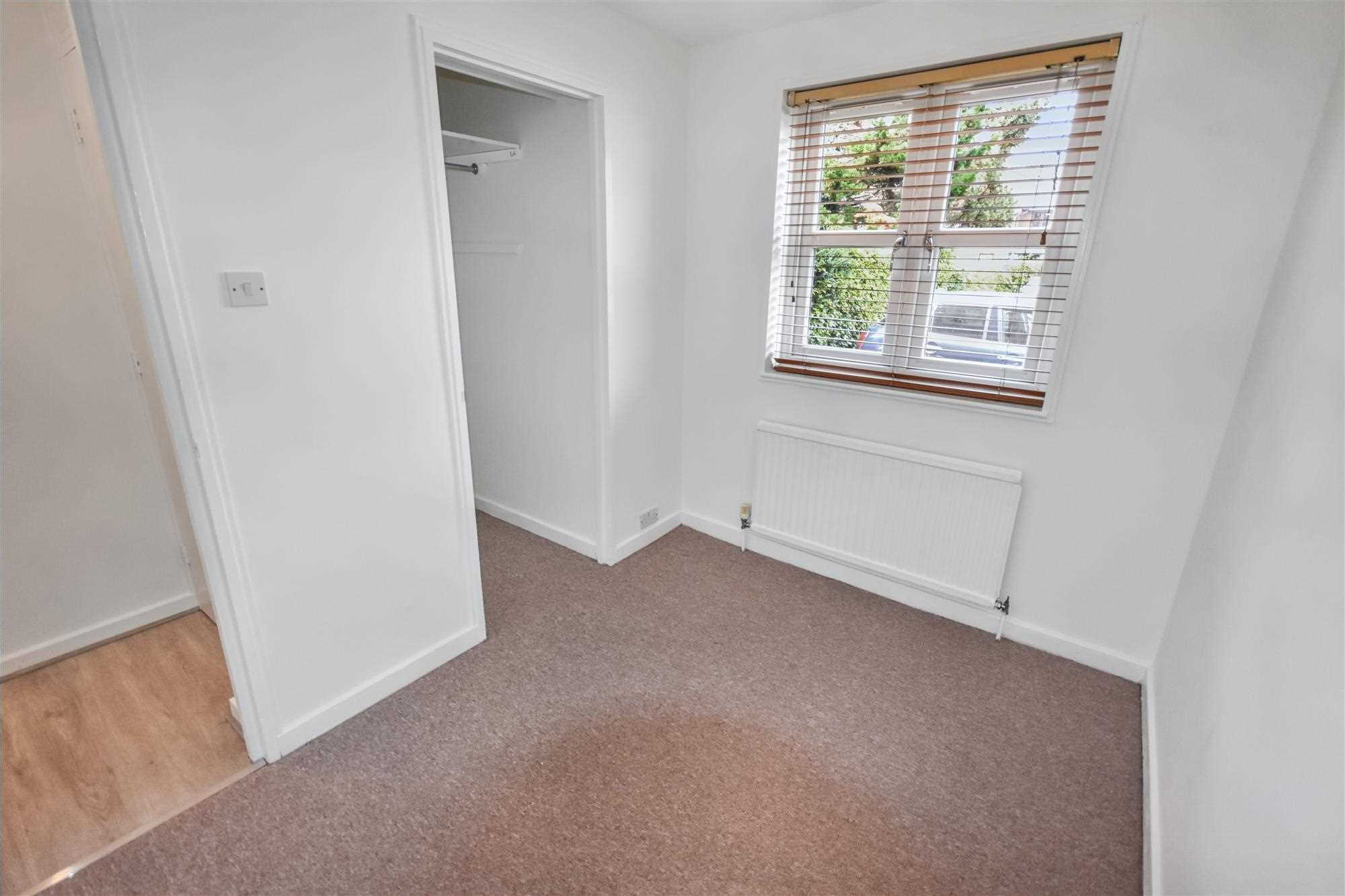 Mayfield Road - Picture 9