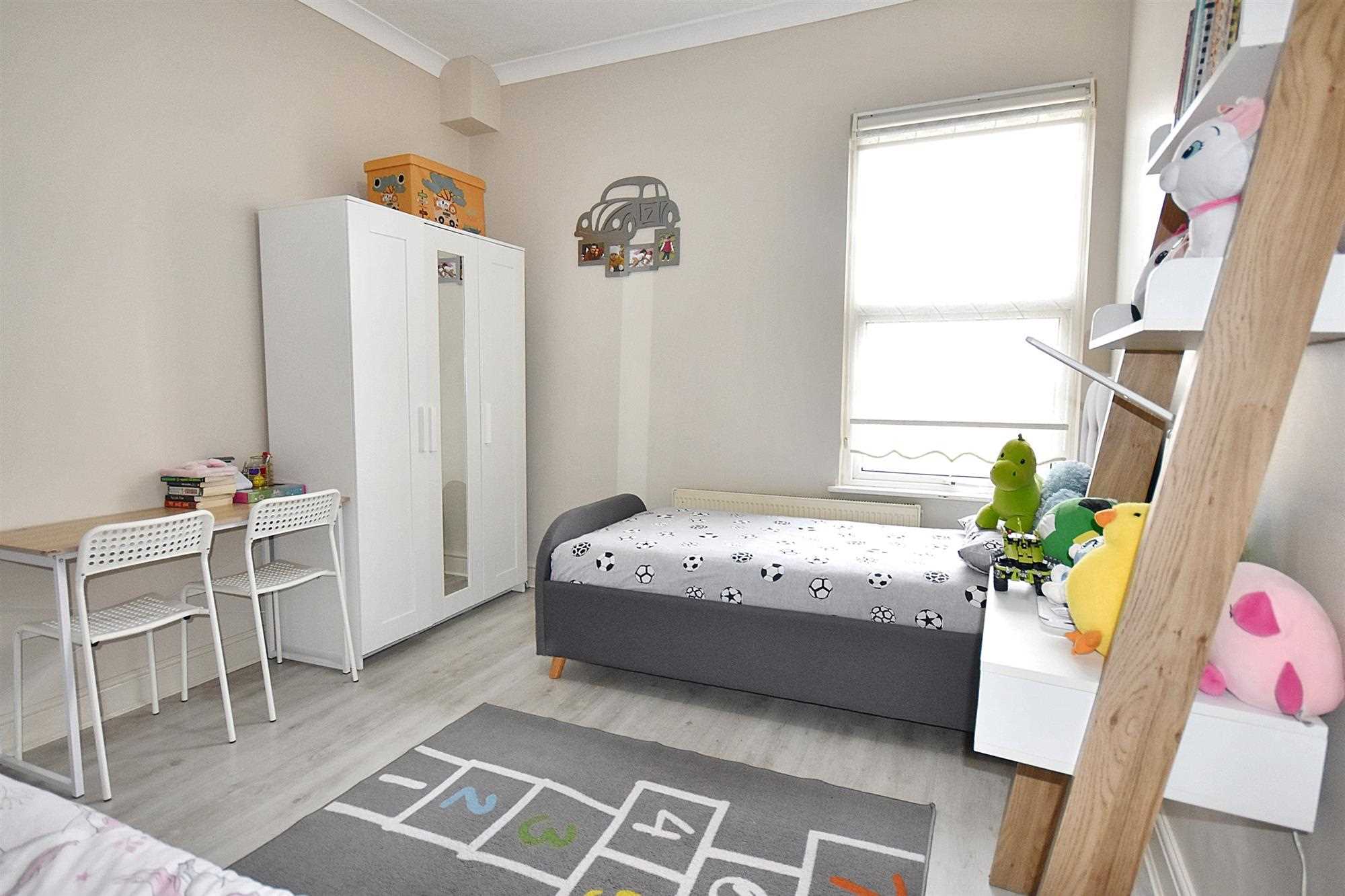 Acton Lane - Picture 9