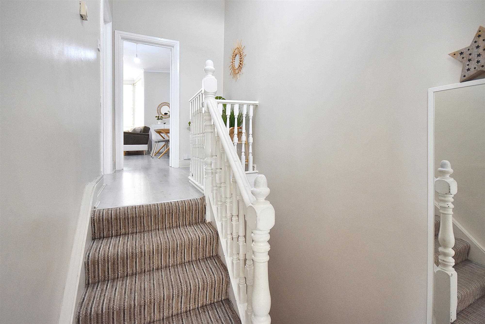 Acton Lane - Picture 12