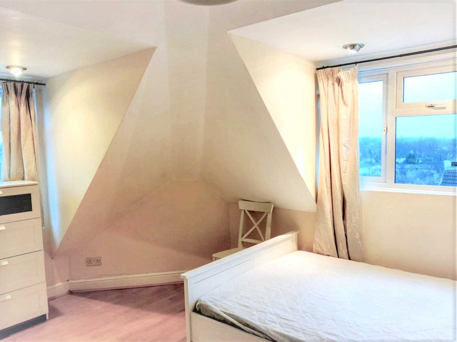 Sutton Court Mansions - Picture 4