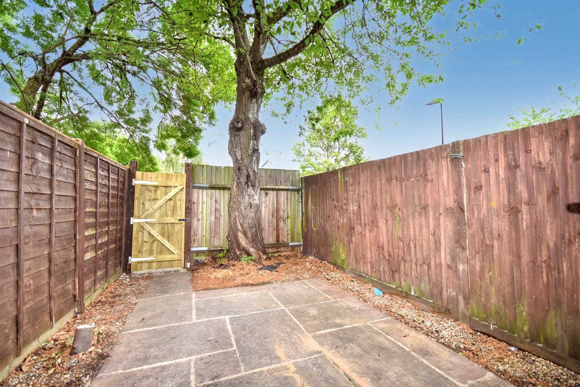 Acton Lane - Picture 12