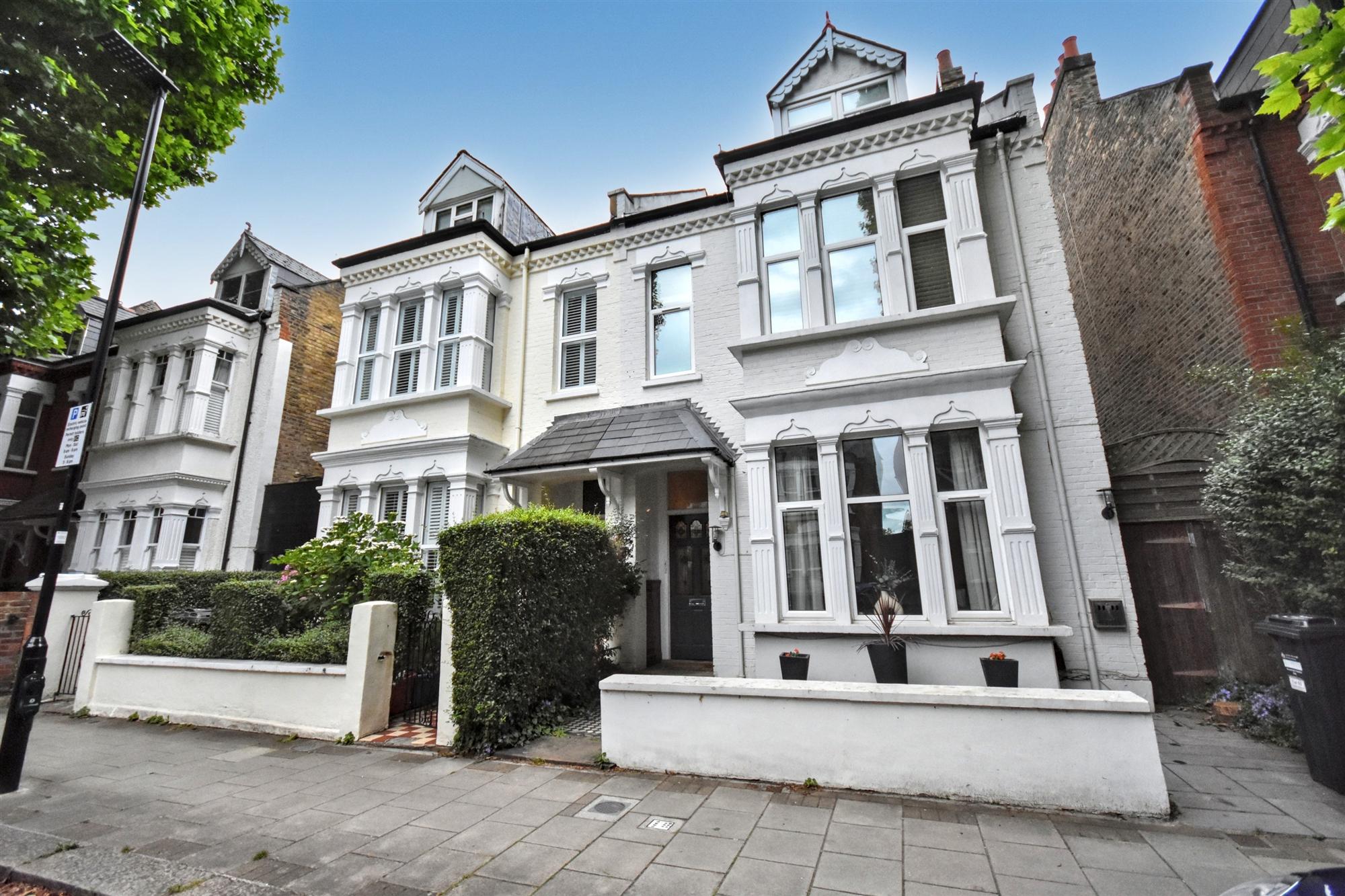 Thornton Avenue - Picture 1