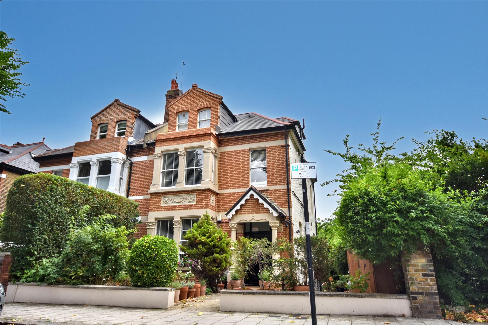Thorney Hedge Road - Picture 1