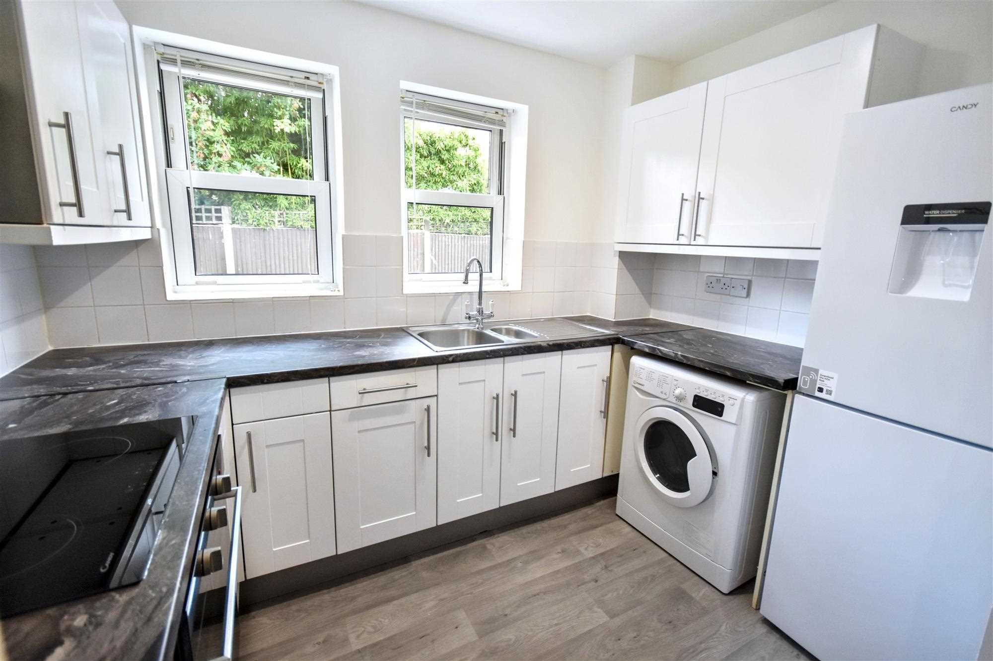 Kingswood Terrace - Picture 6