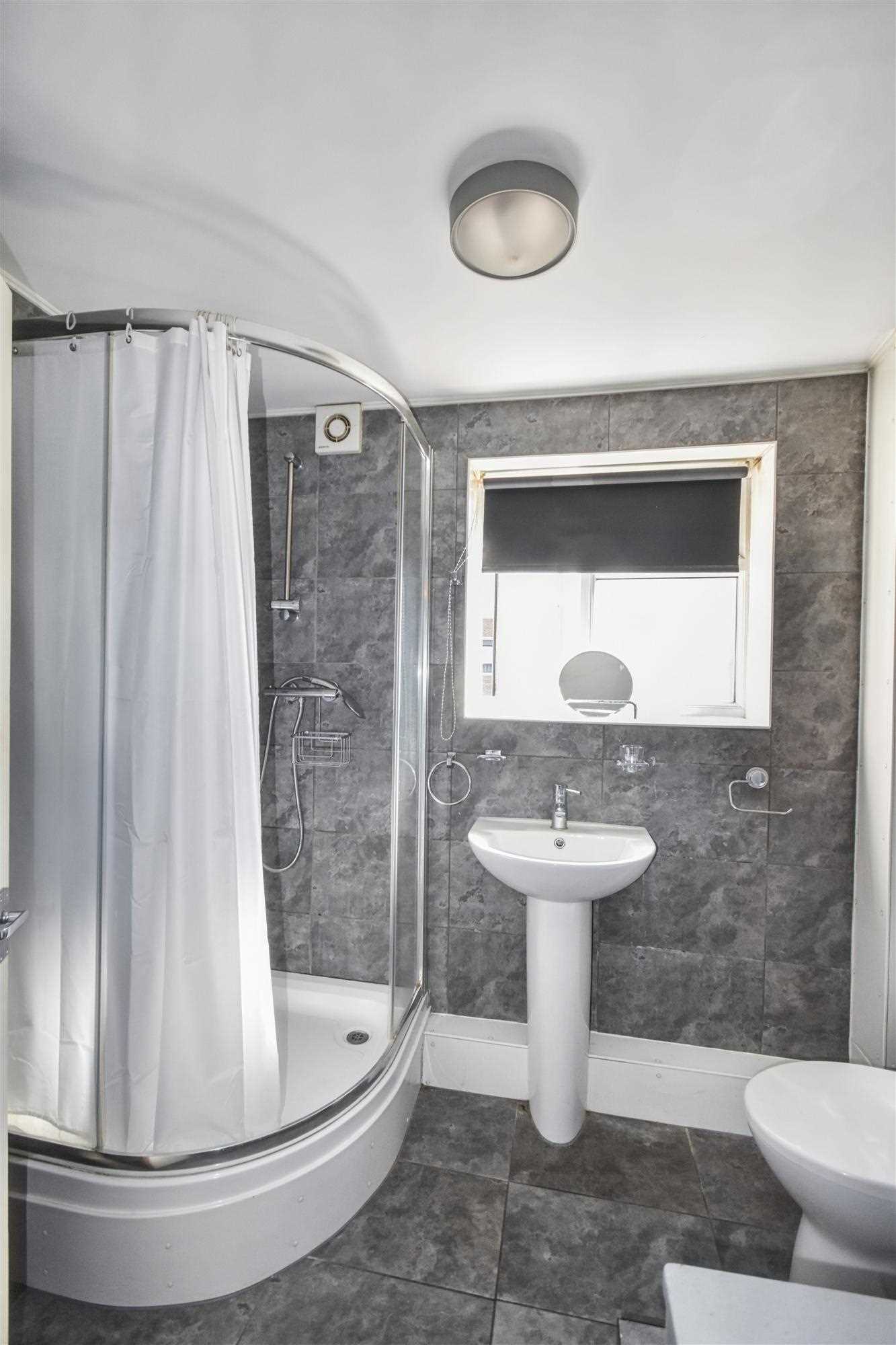 Chiswick Terrace - Picture 5