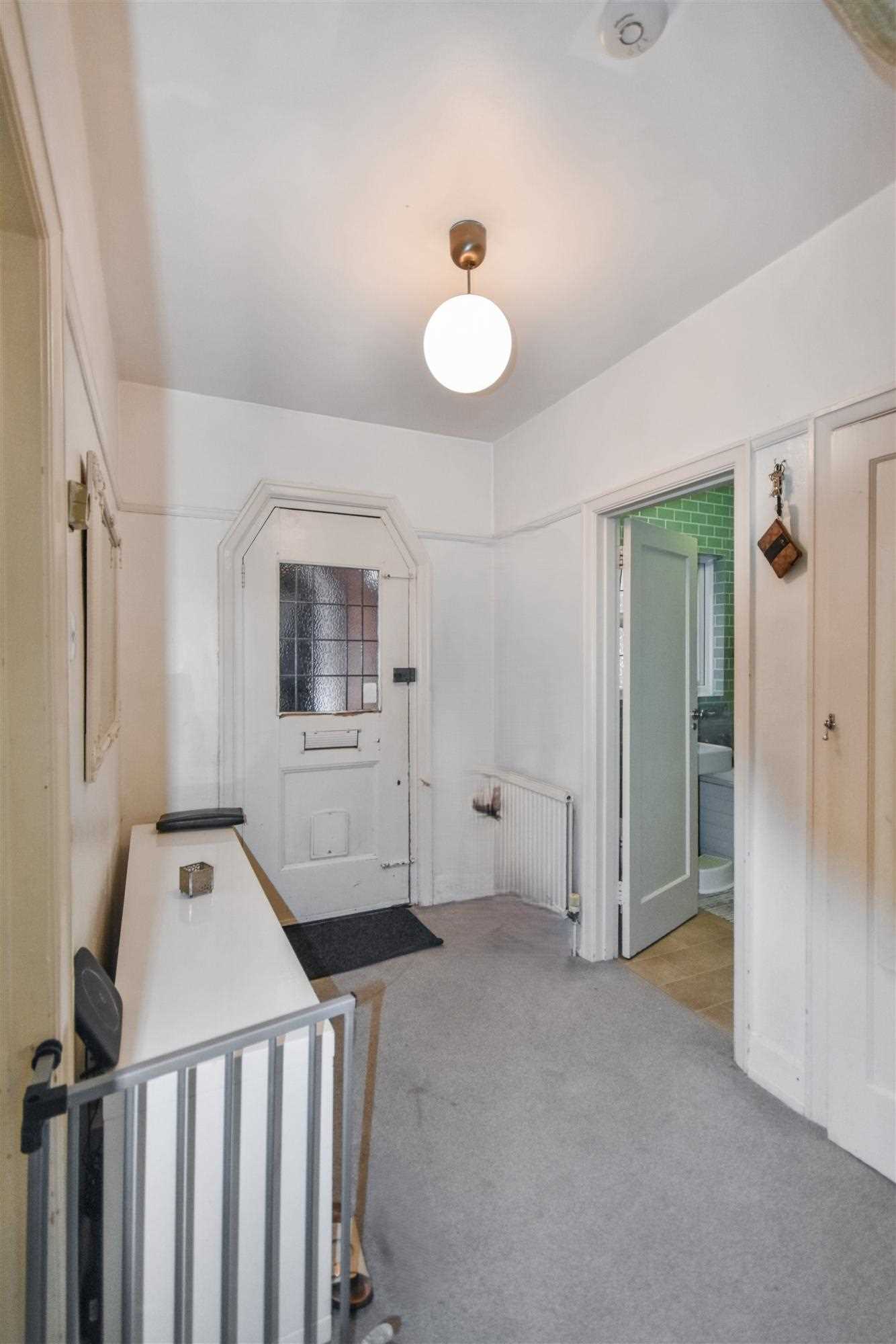 Ravenscroft Road - Picture 9