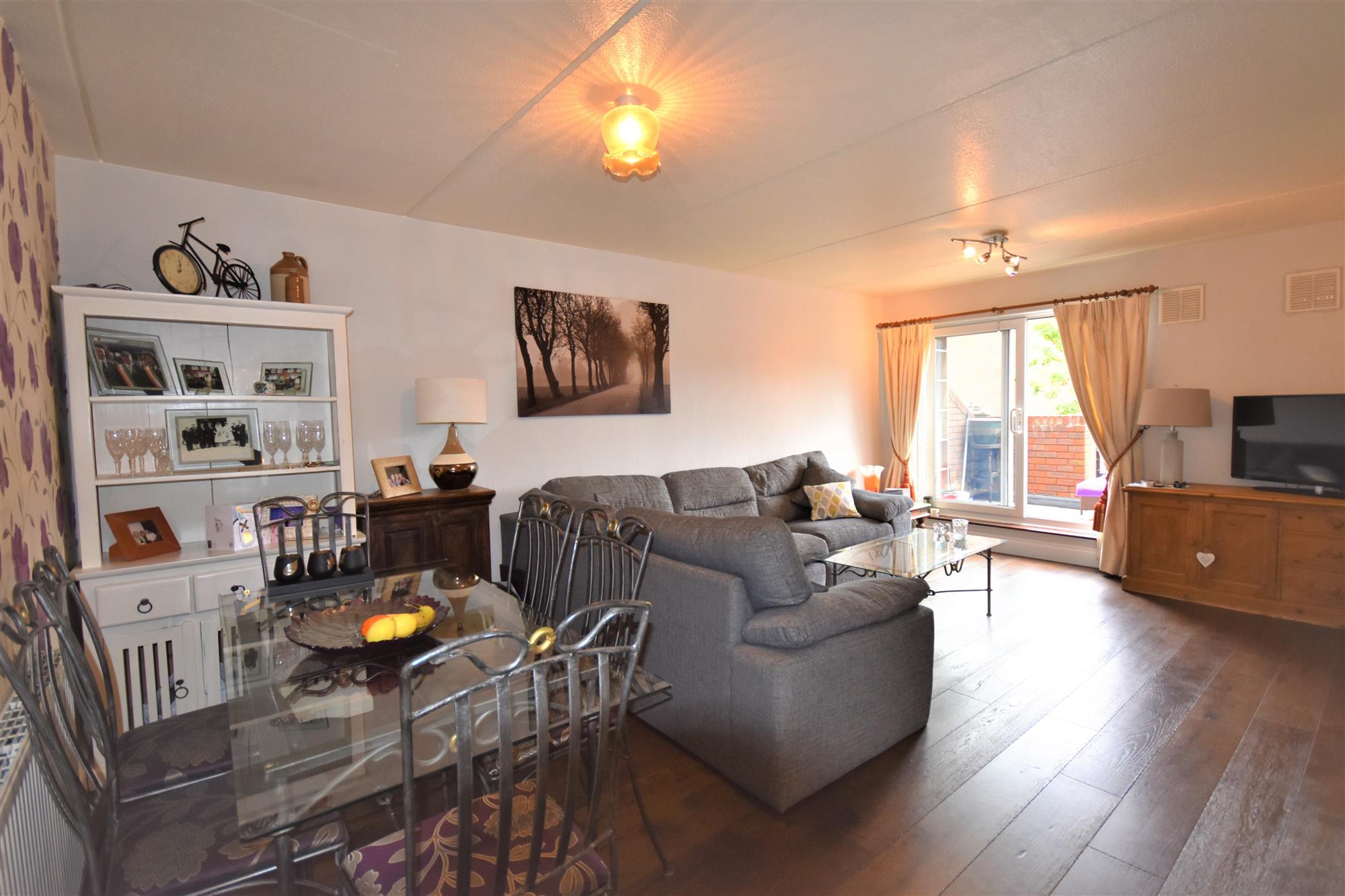 Clement Close - Picture 1