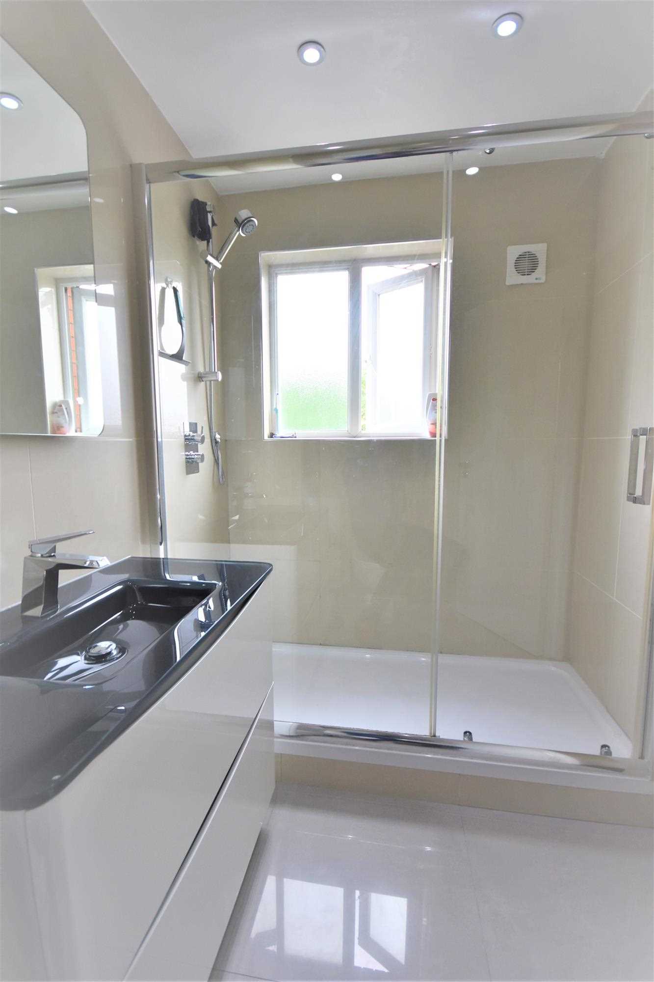 Clement Close - Picture 8