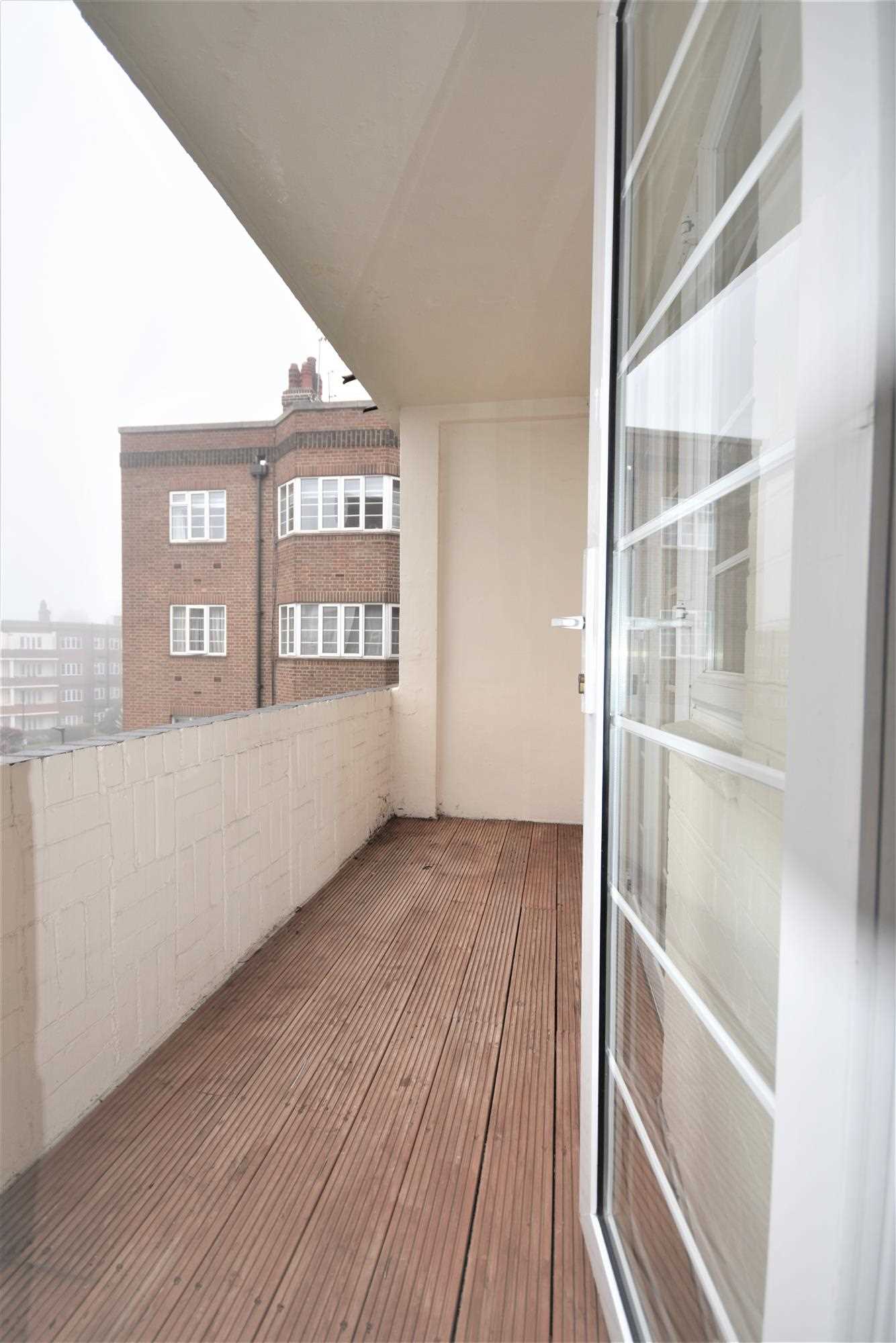 Chiswick Village - Picture 5