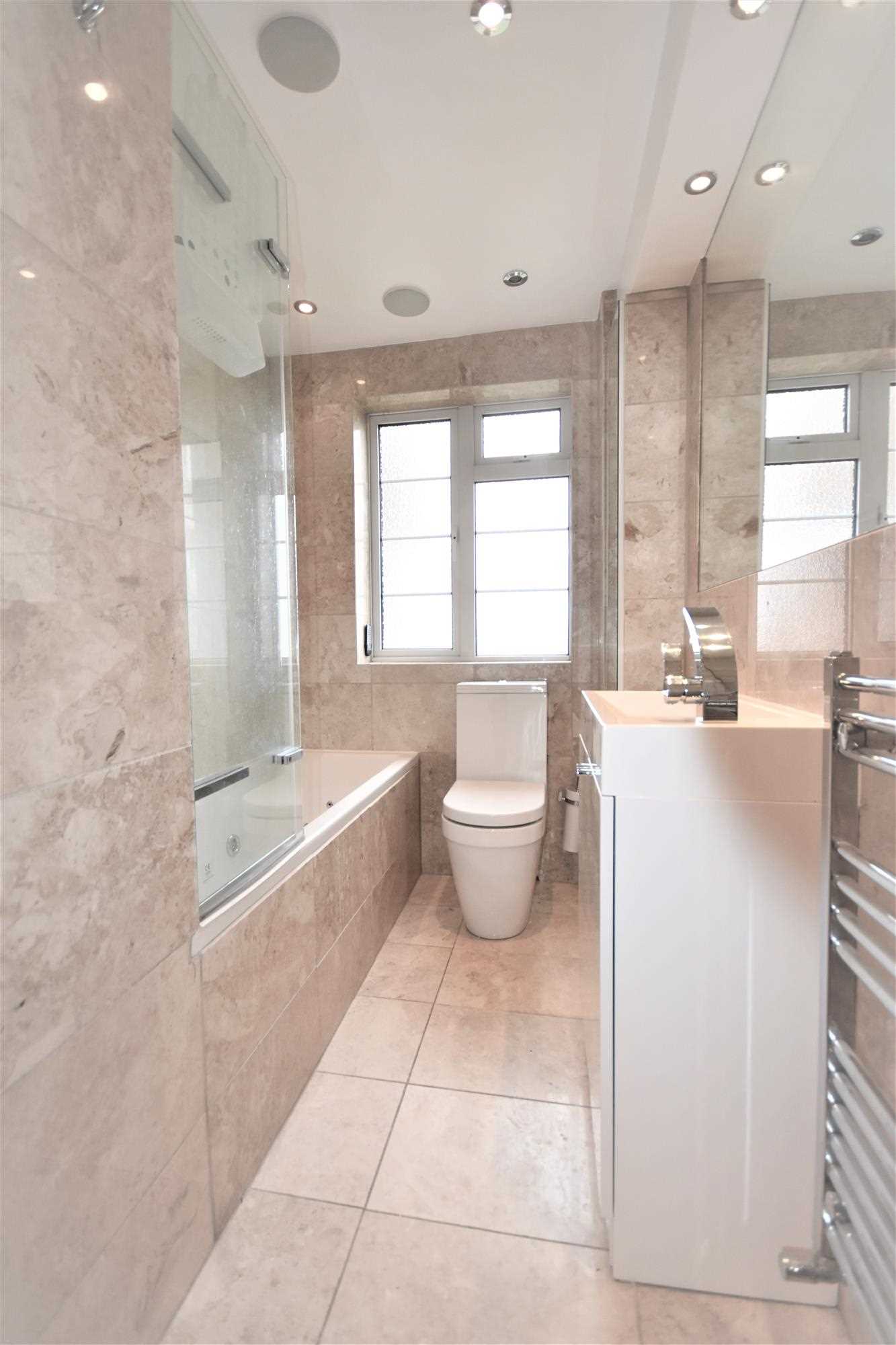 Chiswick Village - Picture 10