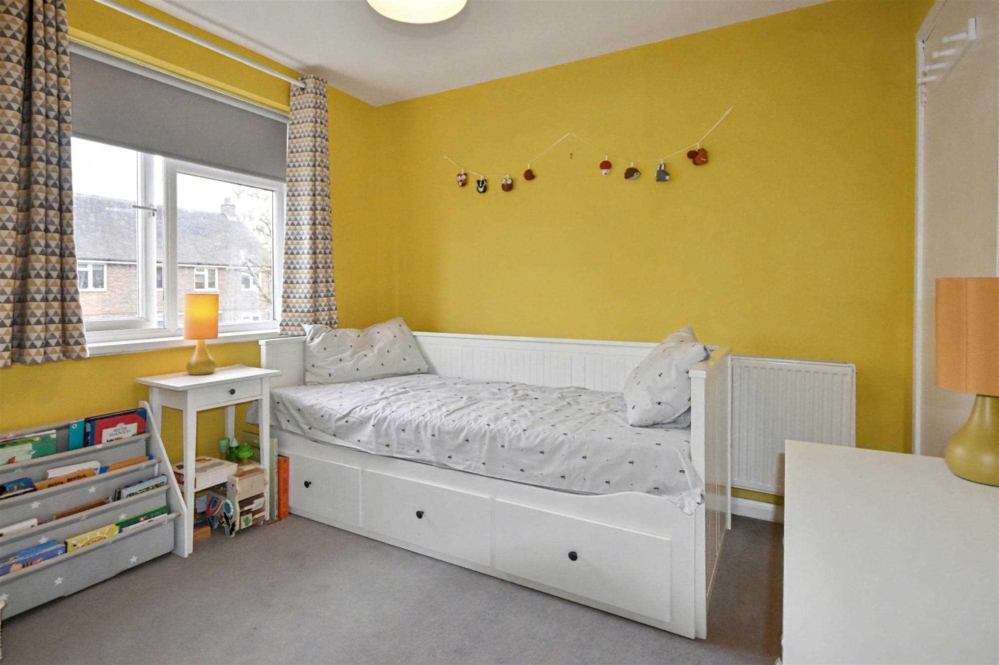 Deans Close - Picture 9