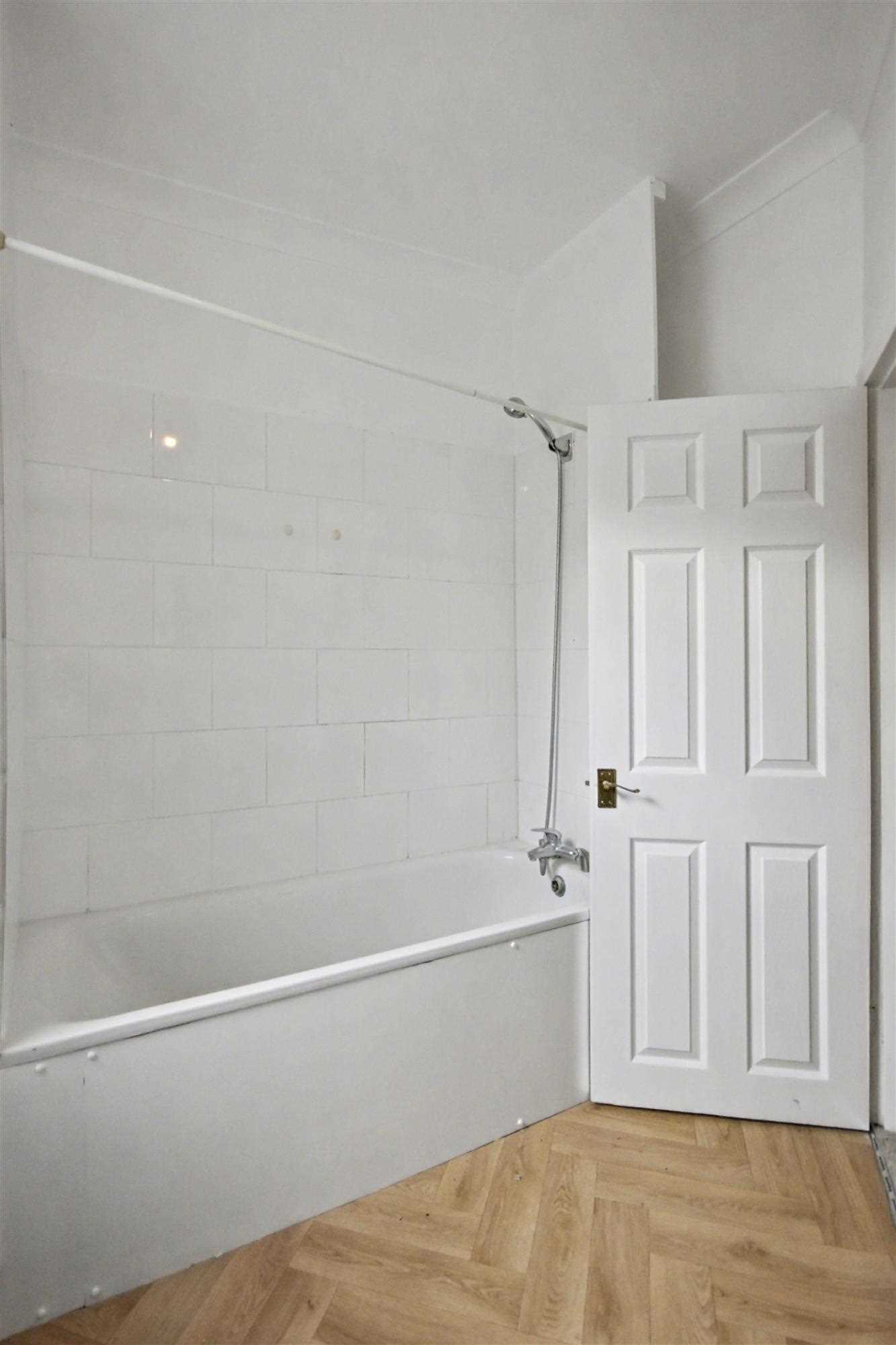 Church Path - Picture 4