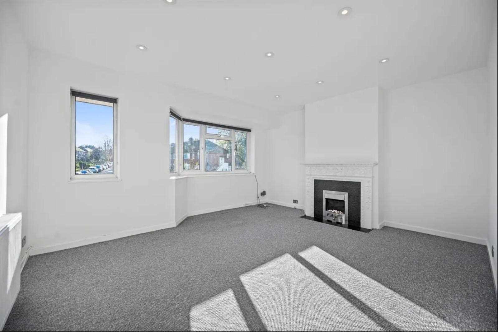 Hathaway Gardens - Picture 3