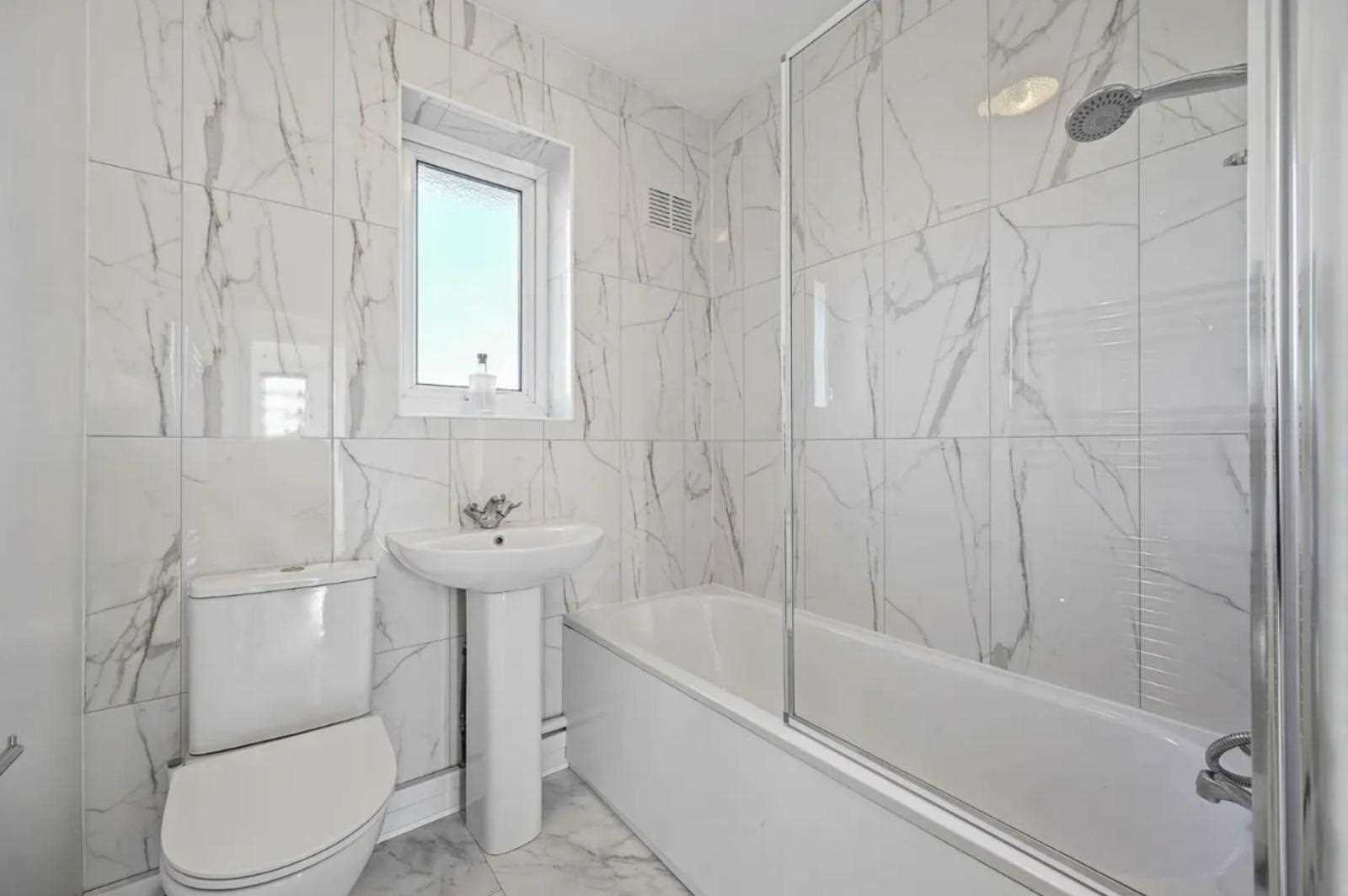 Hathaway Gardens - Picture 6