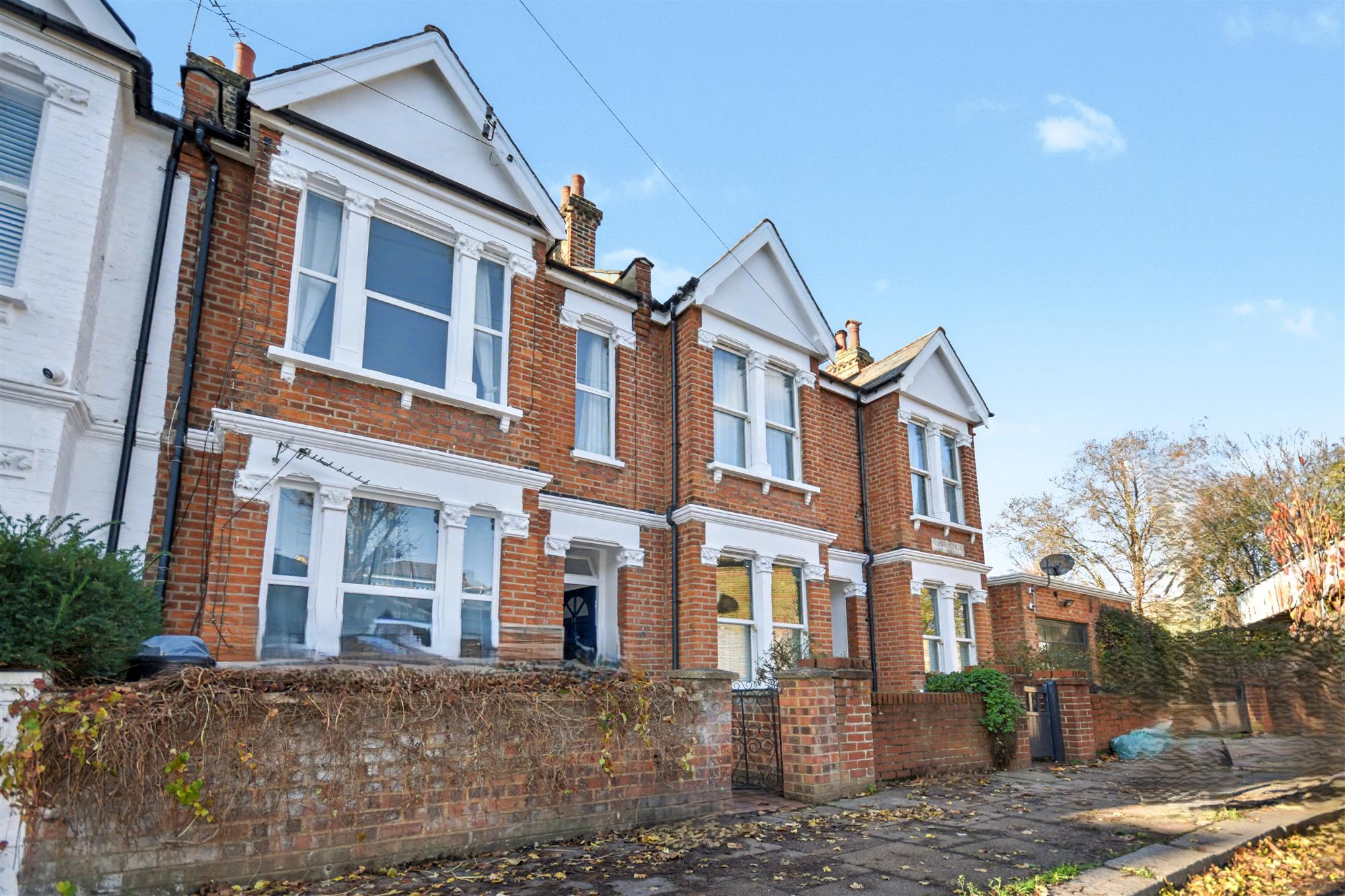 Church Path (Tff) - Picture 1