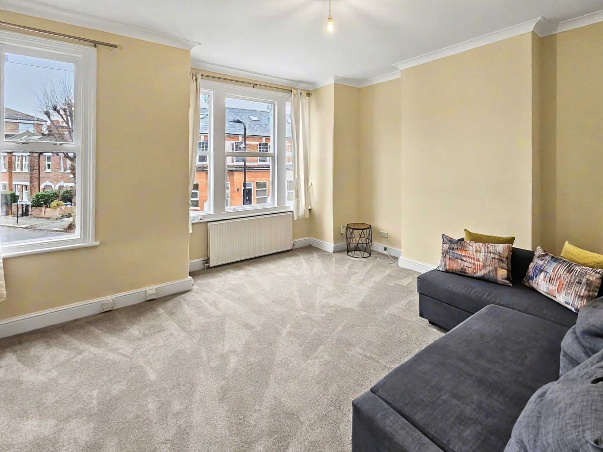 Church Path (Tff) - Picture 2