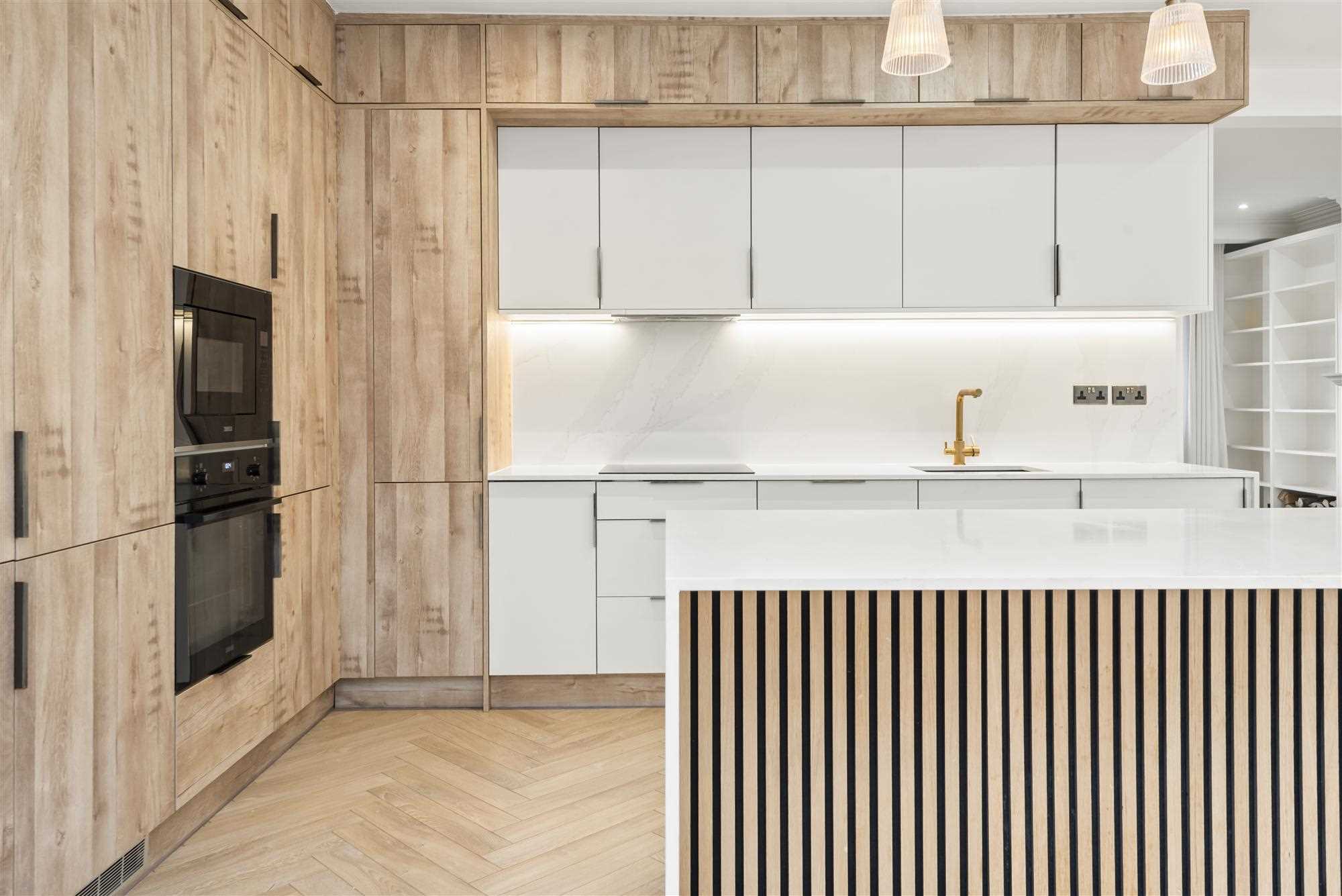 Chesterfiled Road - Picture 10