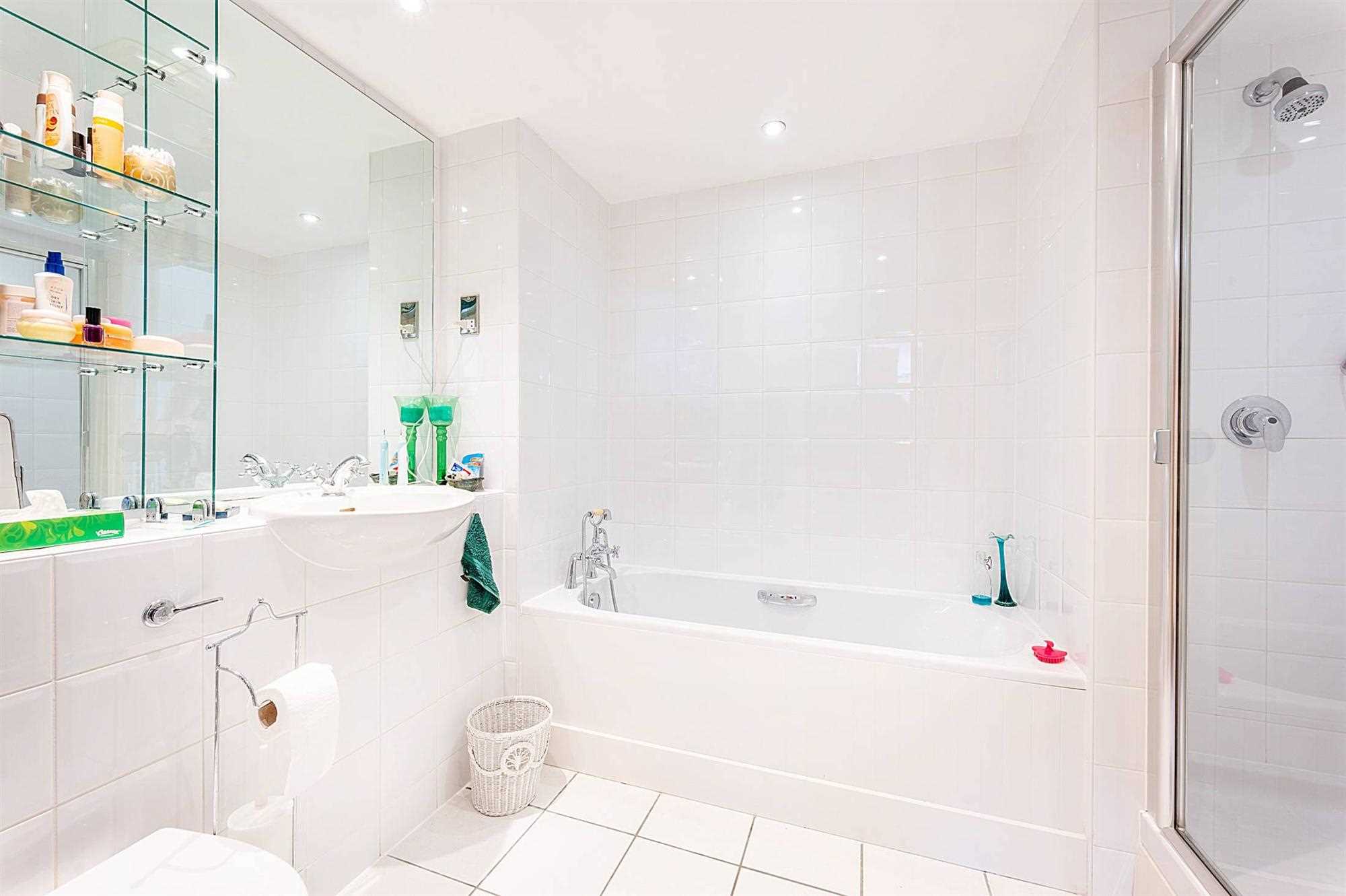 Point Wharf - Picture 6