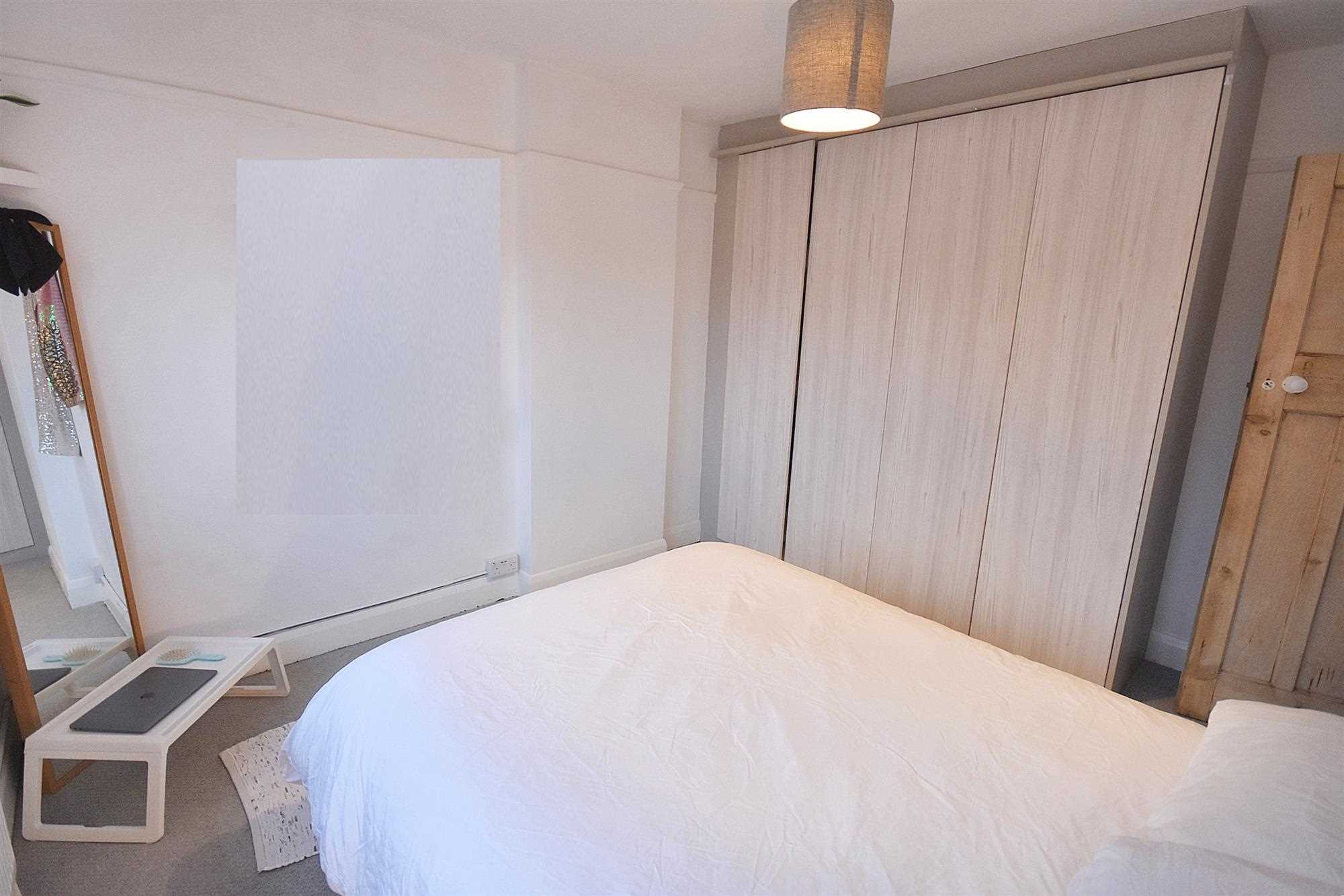 Park Drive - Picture 18