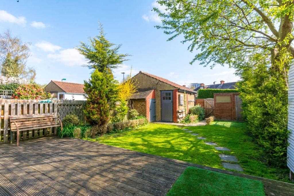 Park Drive - Picture 5