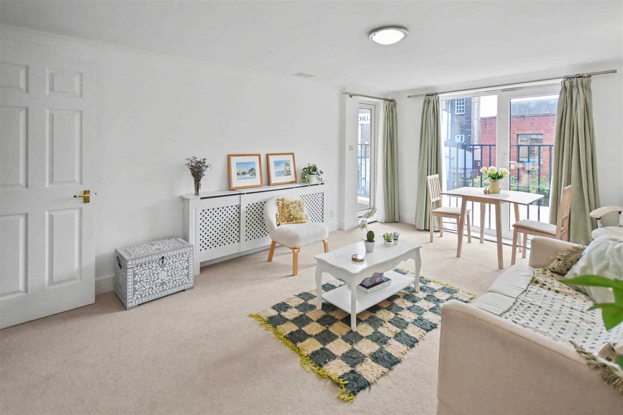 Chatsworth Lodge - Picture 2