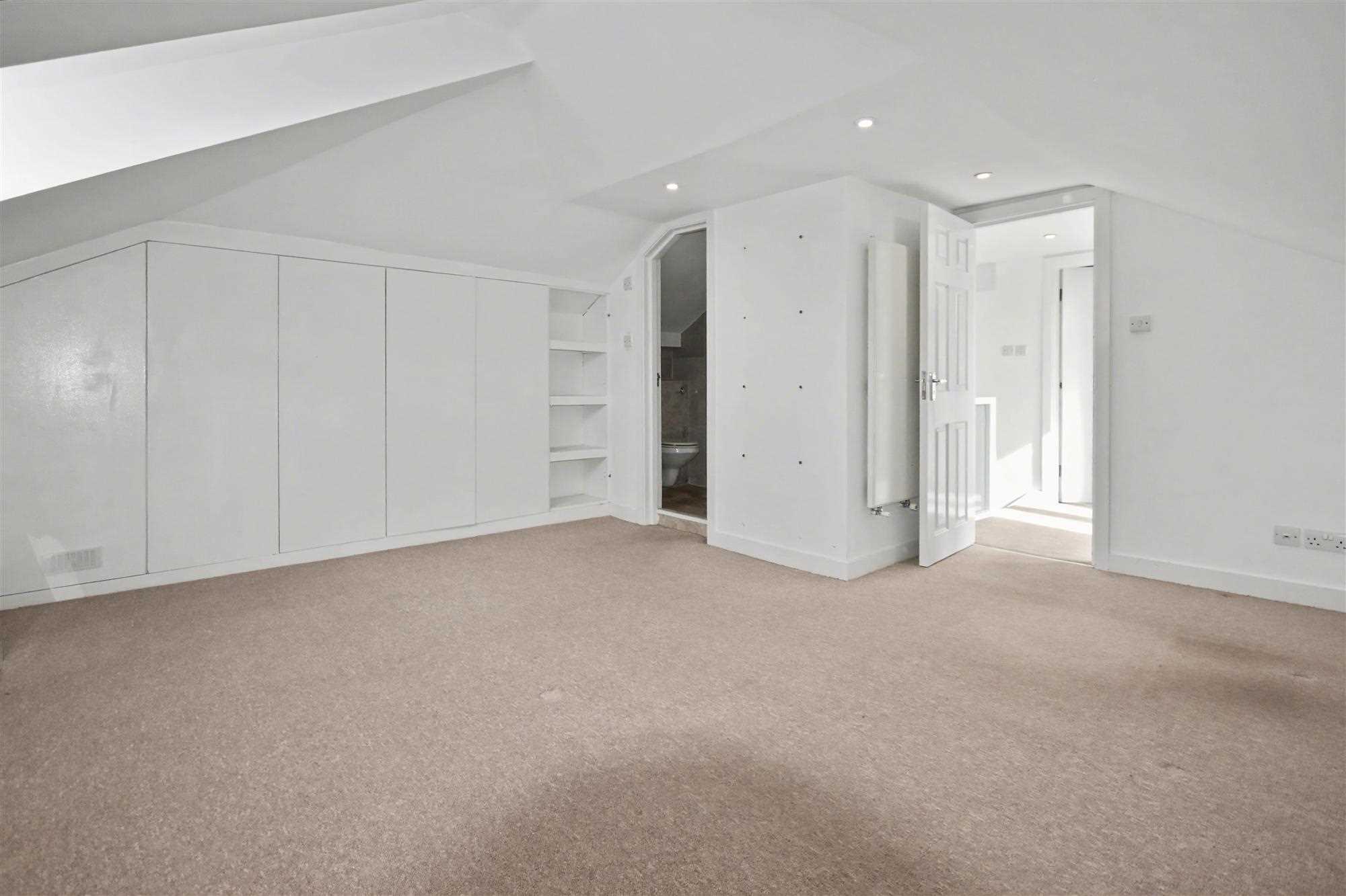 Percy Road - Picture 16