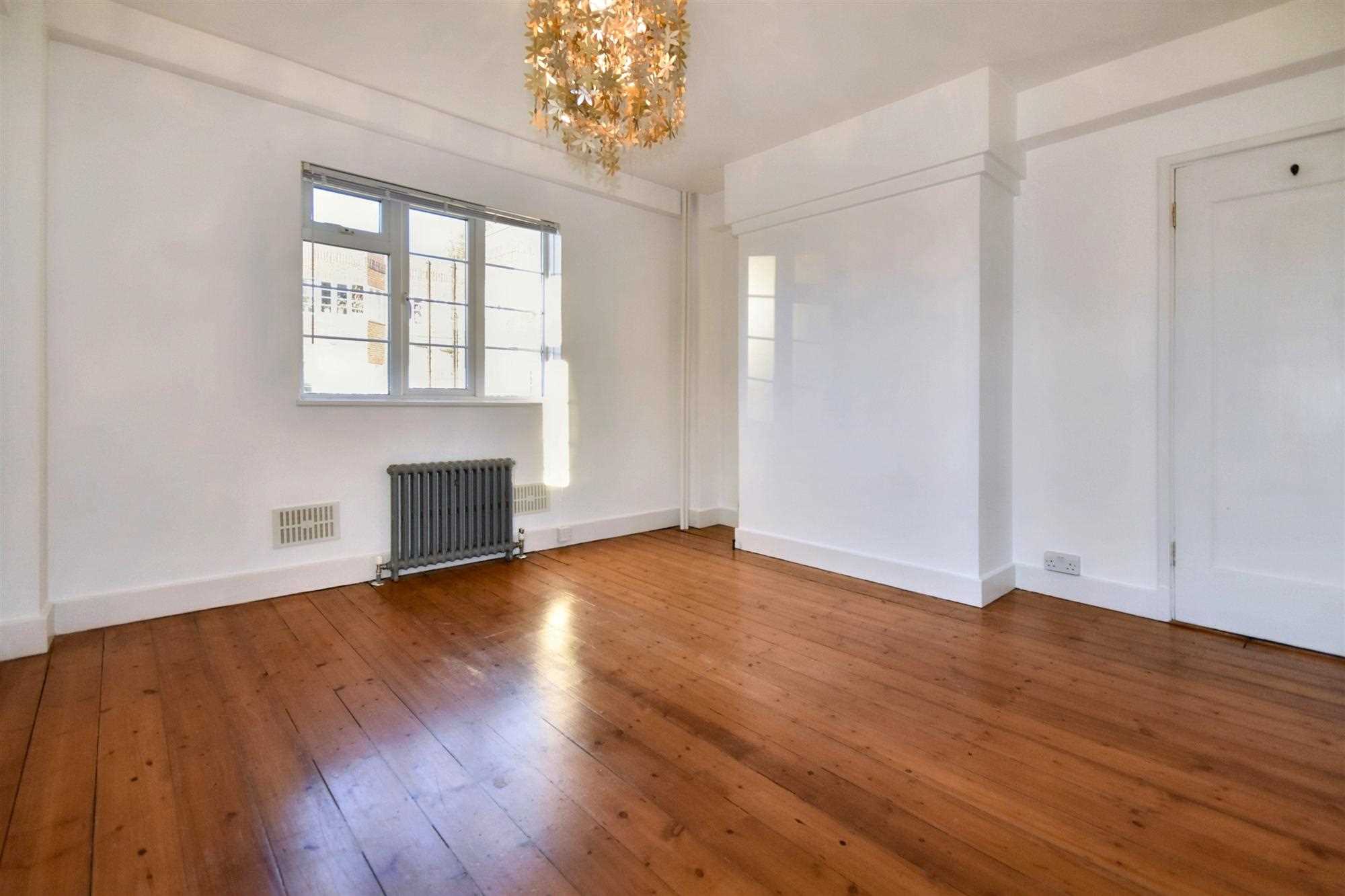 Chiswick Village - Picture 13