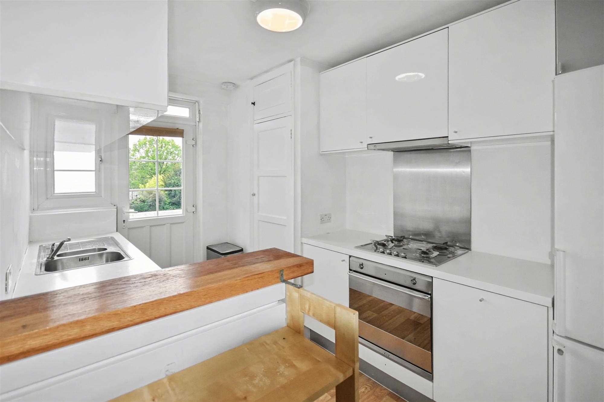 Hartington Court - Picture 10