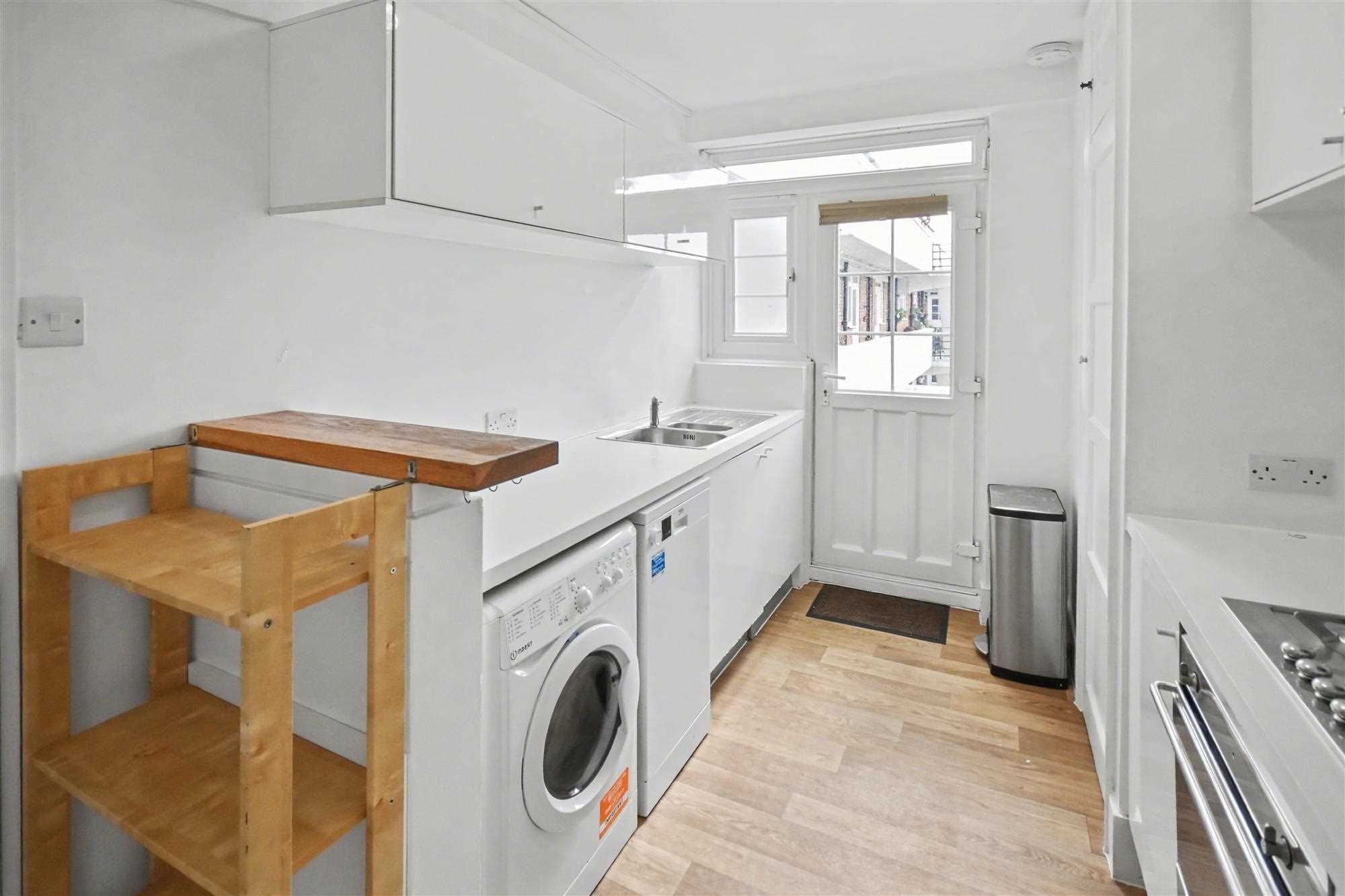 Hartington Court - Picture 11