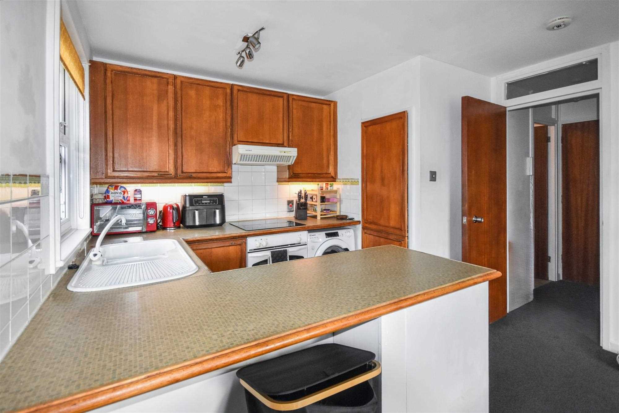 Mayfield Road - Picture 5