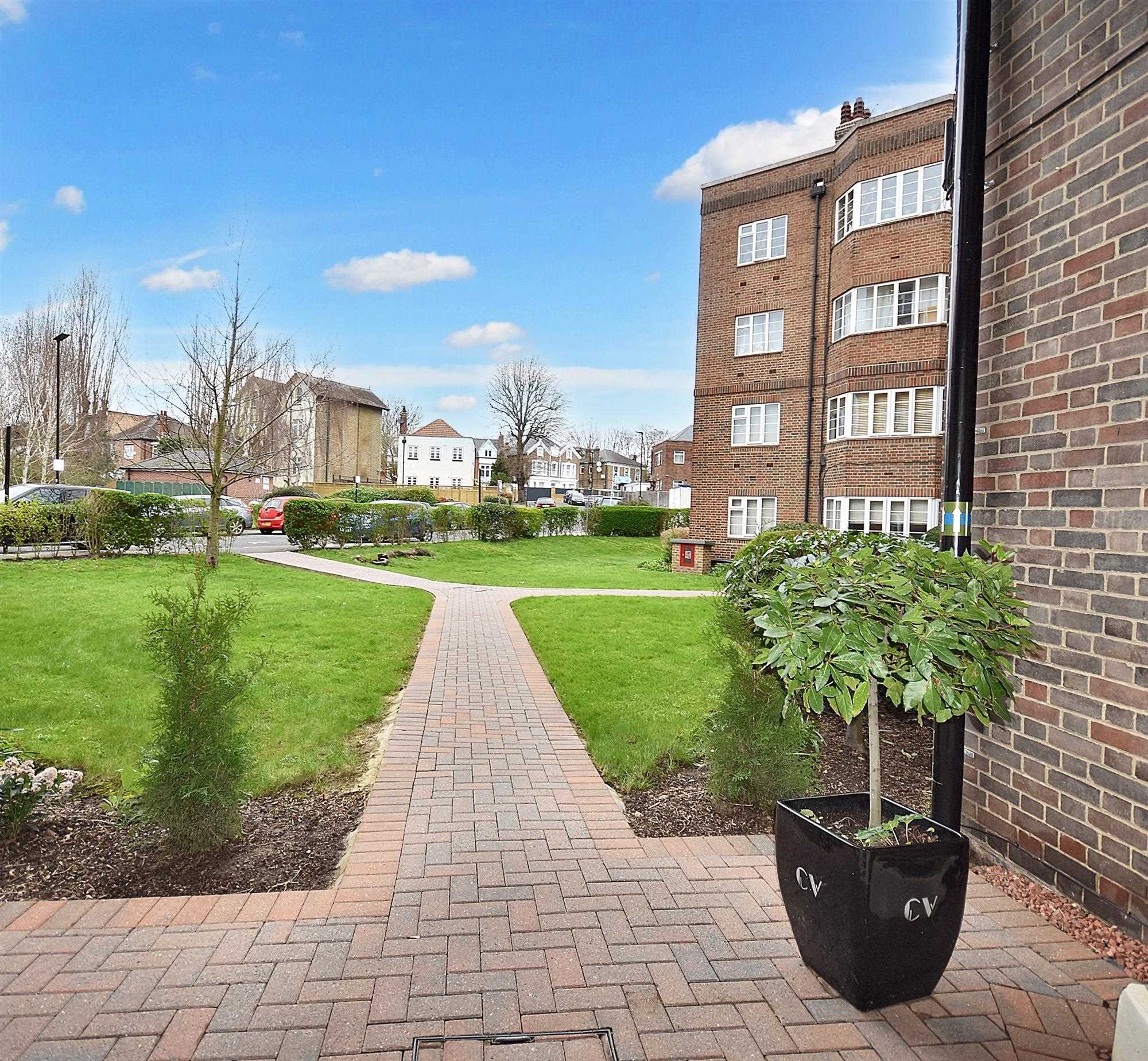 Chiswick Village - Picture 10