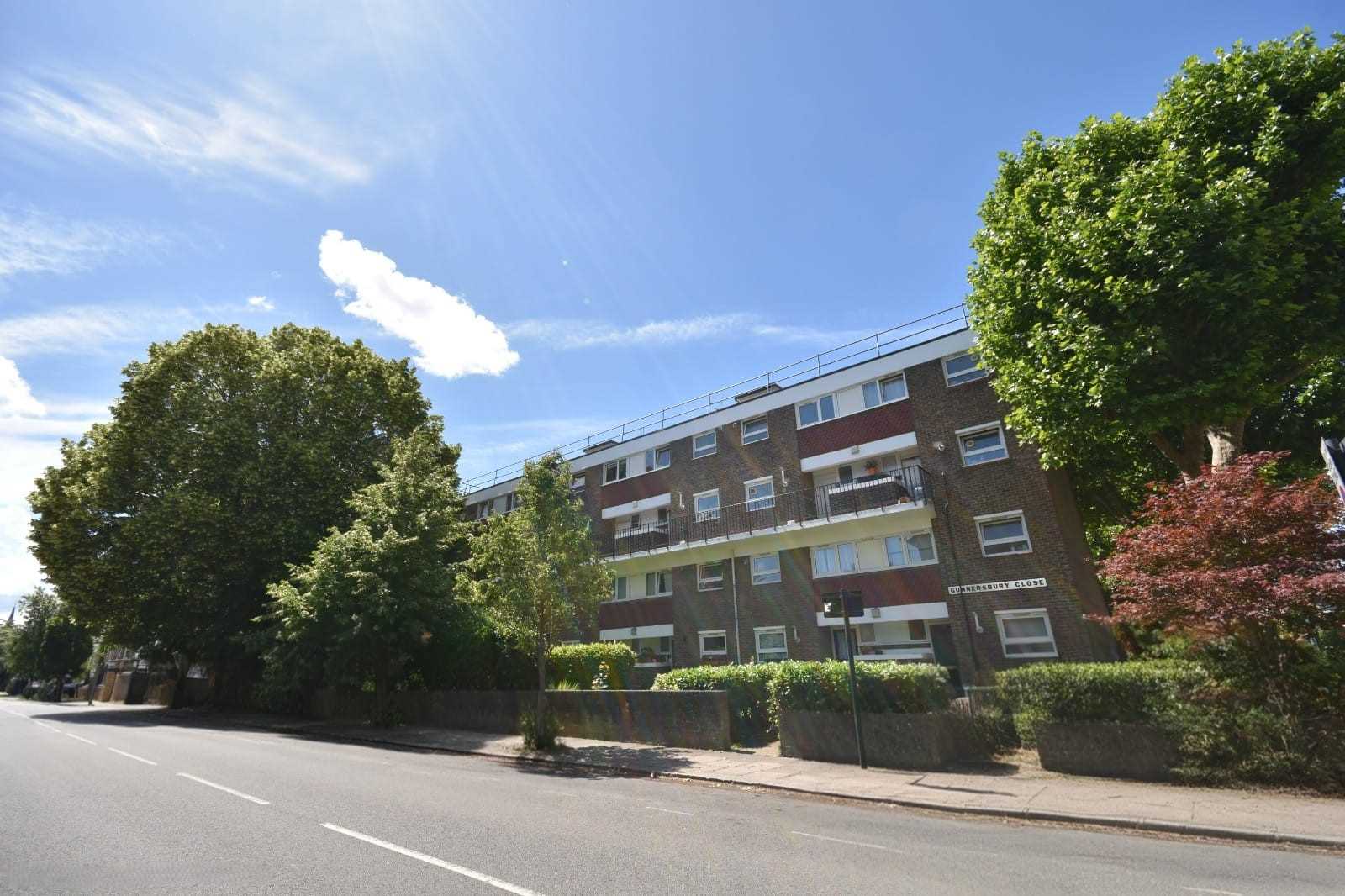 Gunnersbury Close - Picture 1