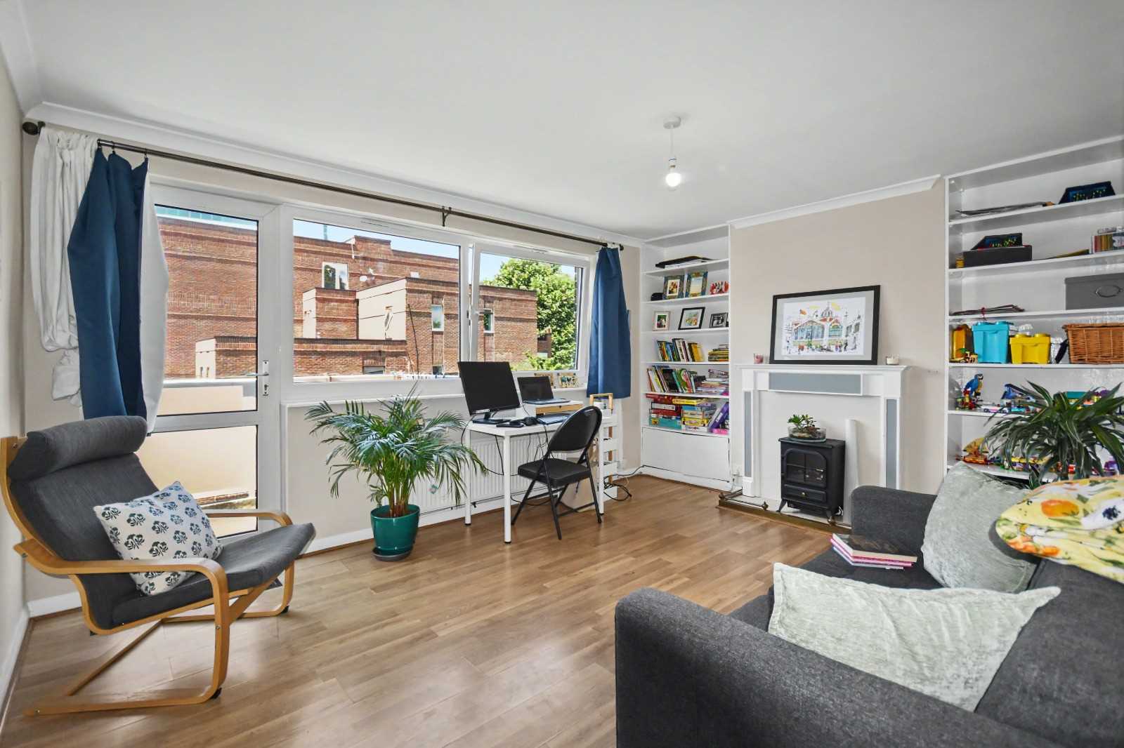 Gunnersbury Close - Picture 2