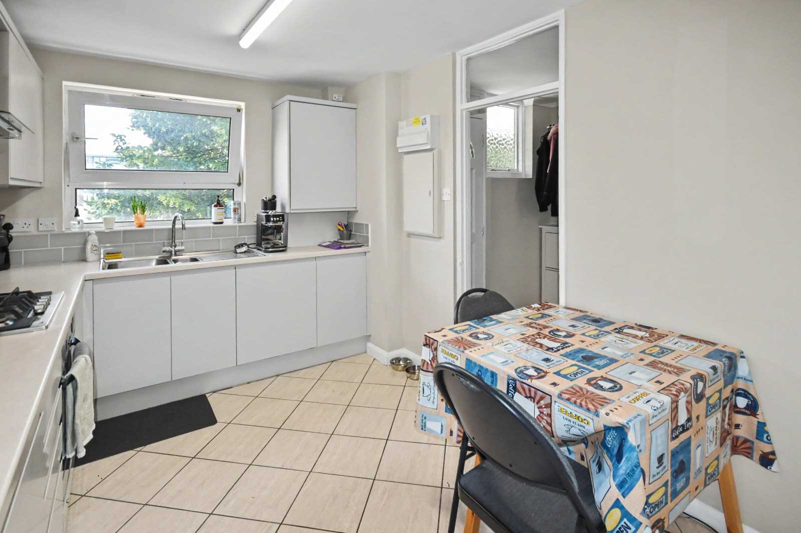 Gunnersbury Close - Picture 5