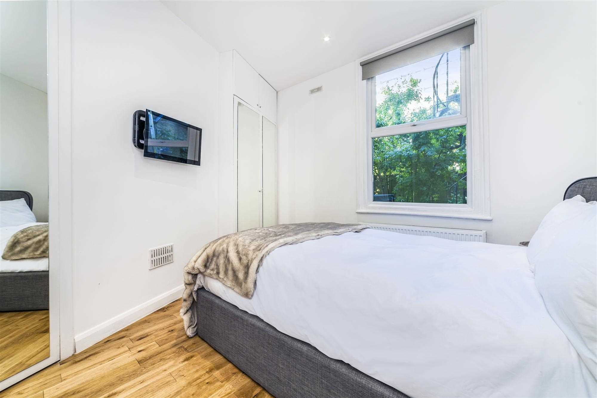 Ivy Crescent - Picture 9
