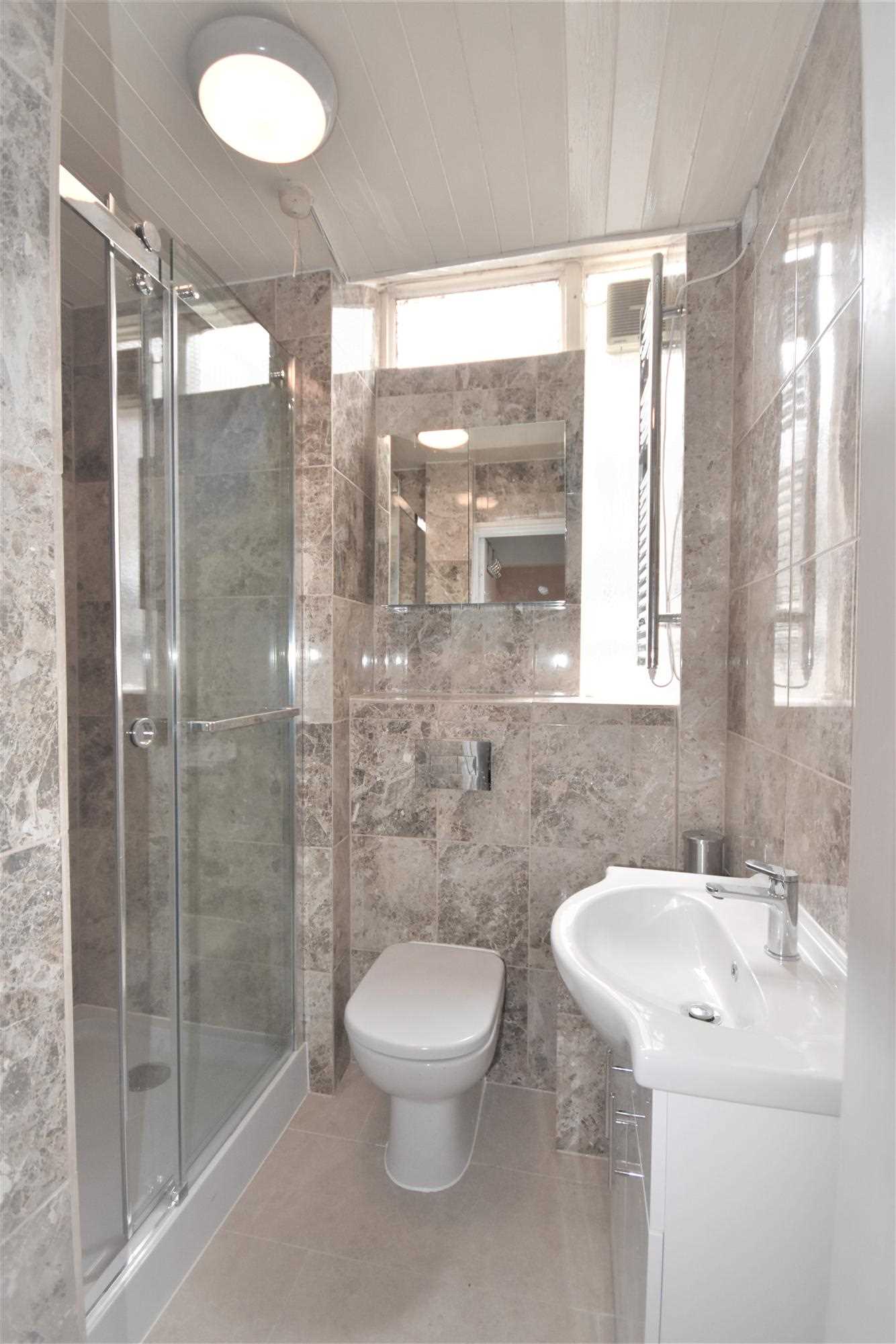 Dewsbury Court - Picture 5
