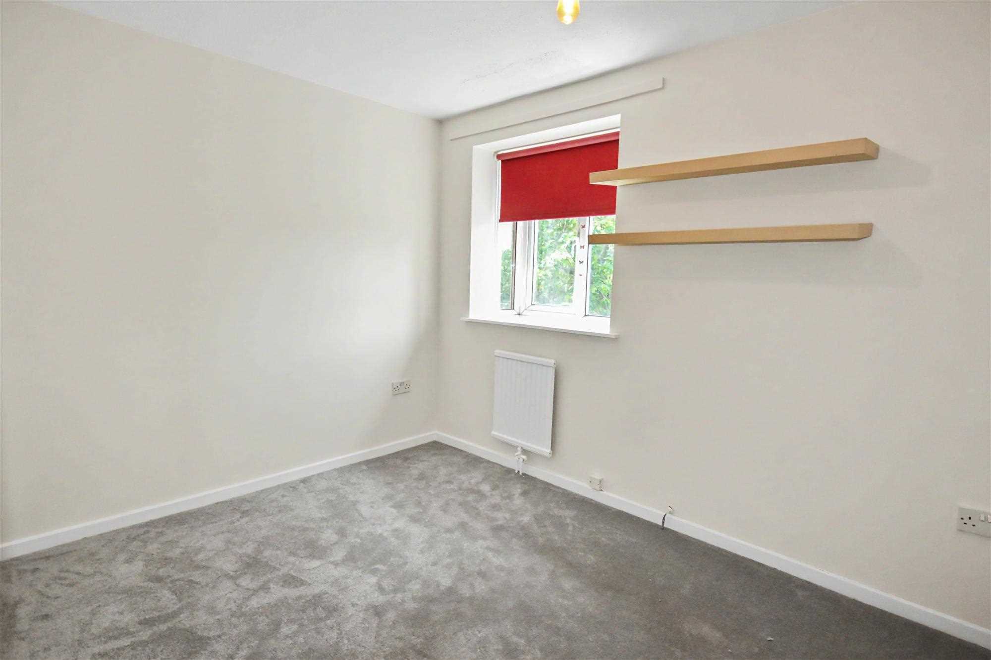 Fishers Lane - Picture 8