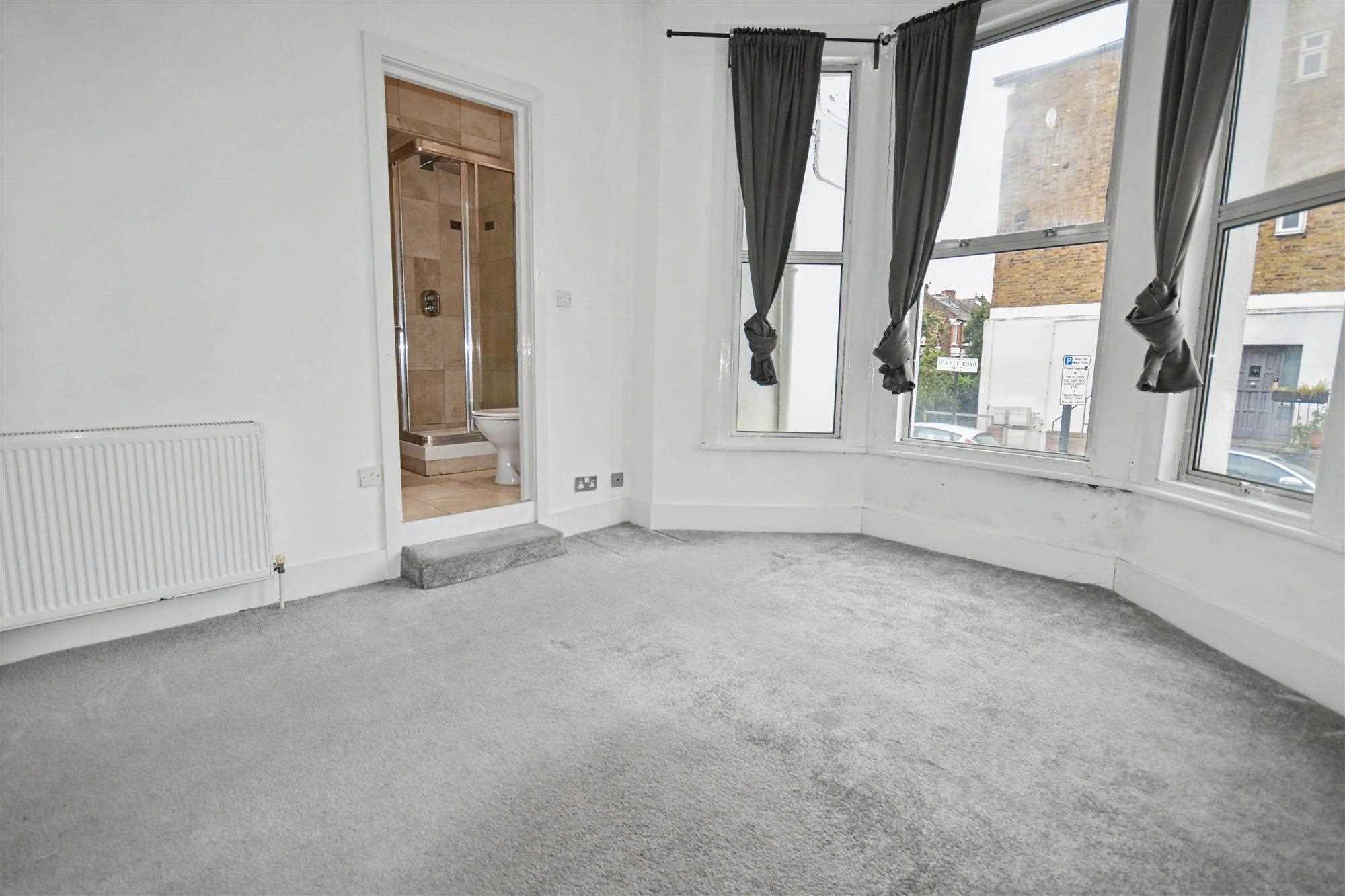 Rylett Road - Picture 4