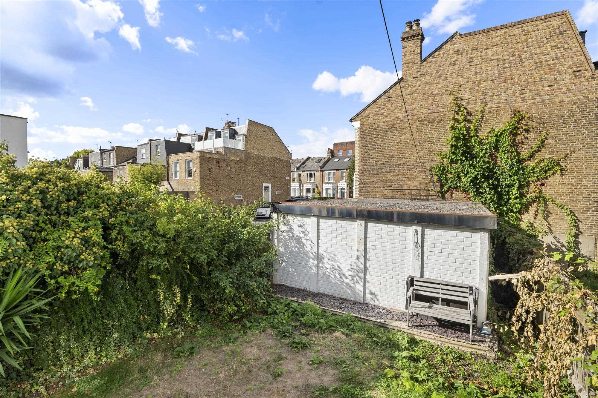 Rylett Road - Picture 12
