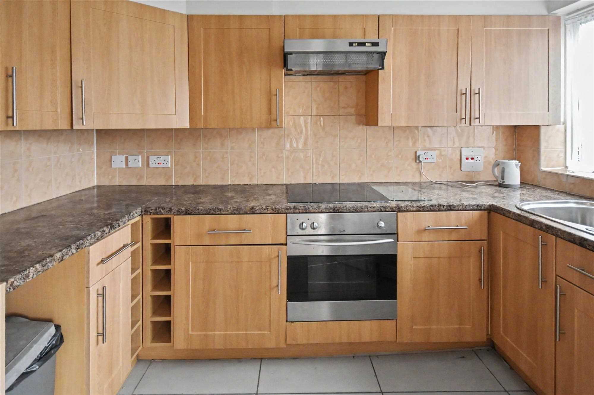 Wellesley Road - Picture 3