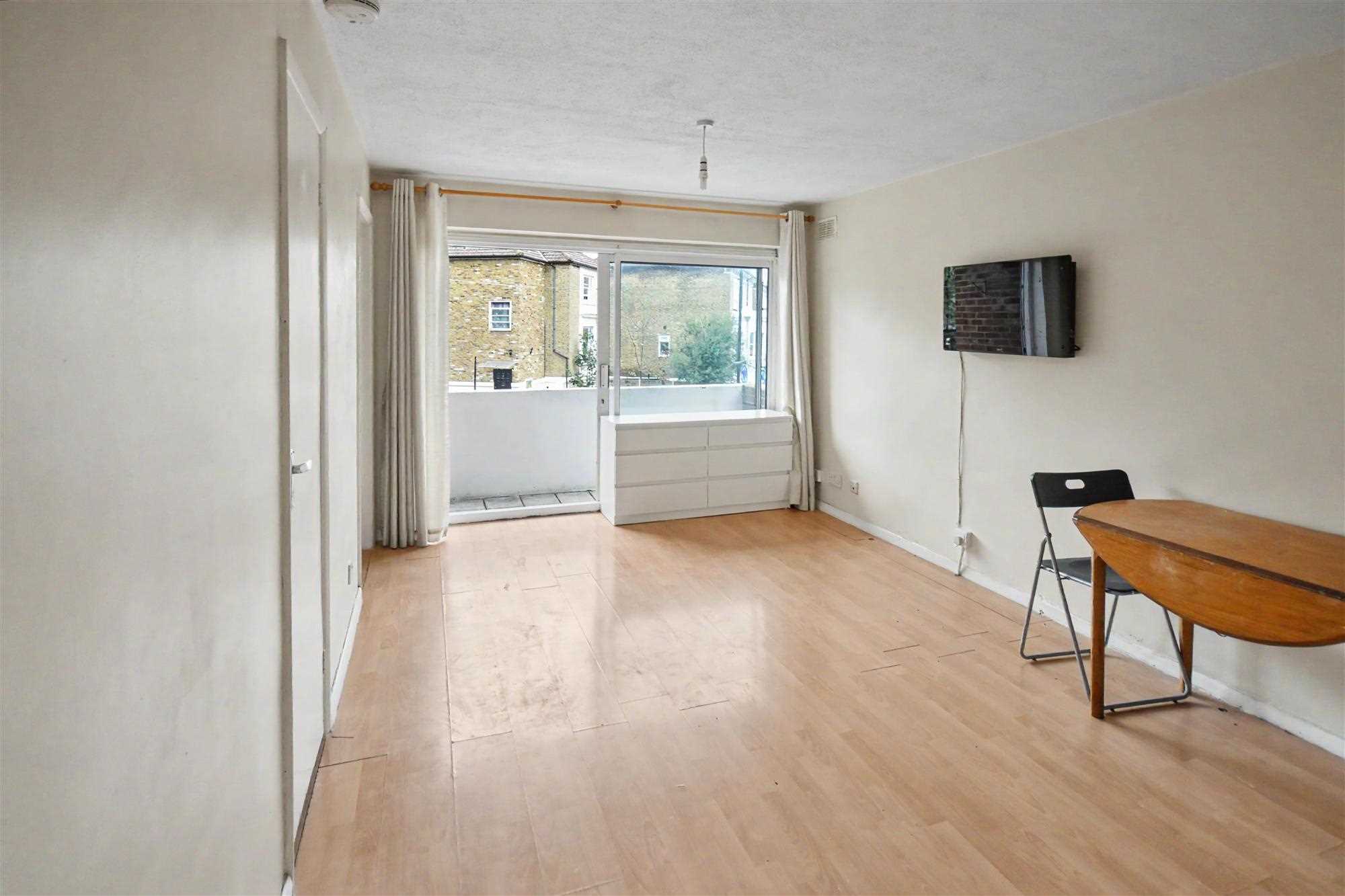 Wellesley Road - Picture 8