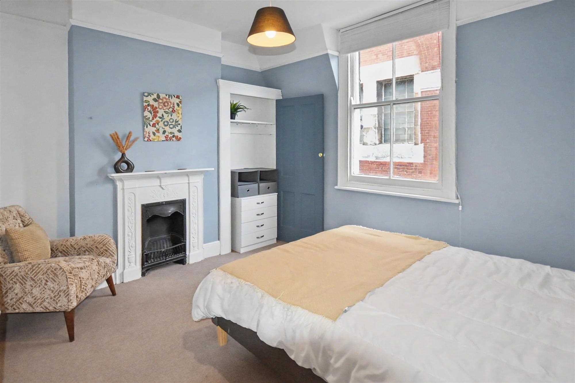 Merton Avenue - Picture 15