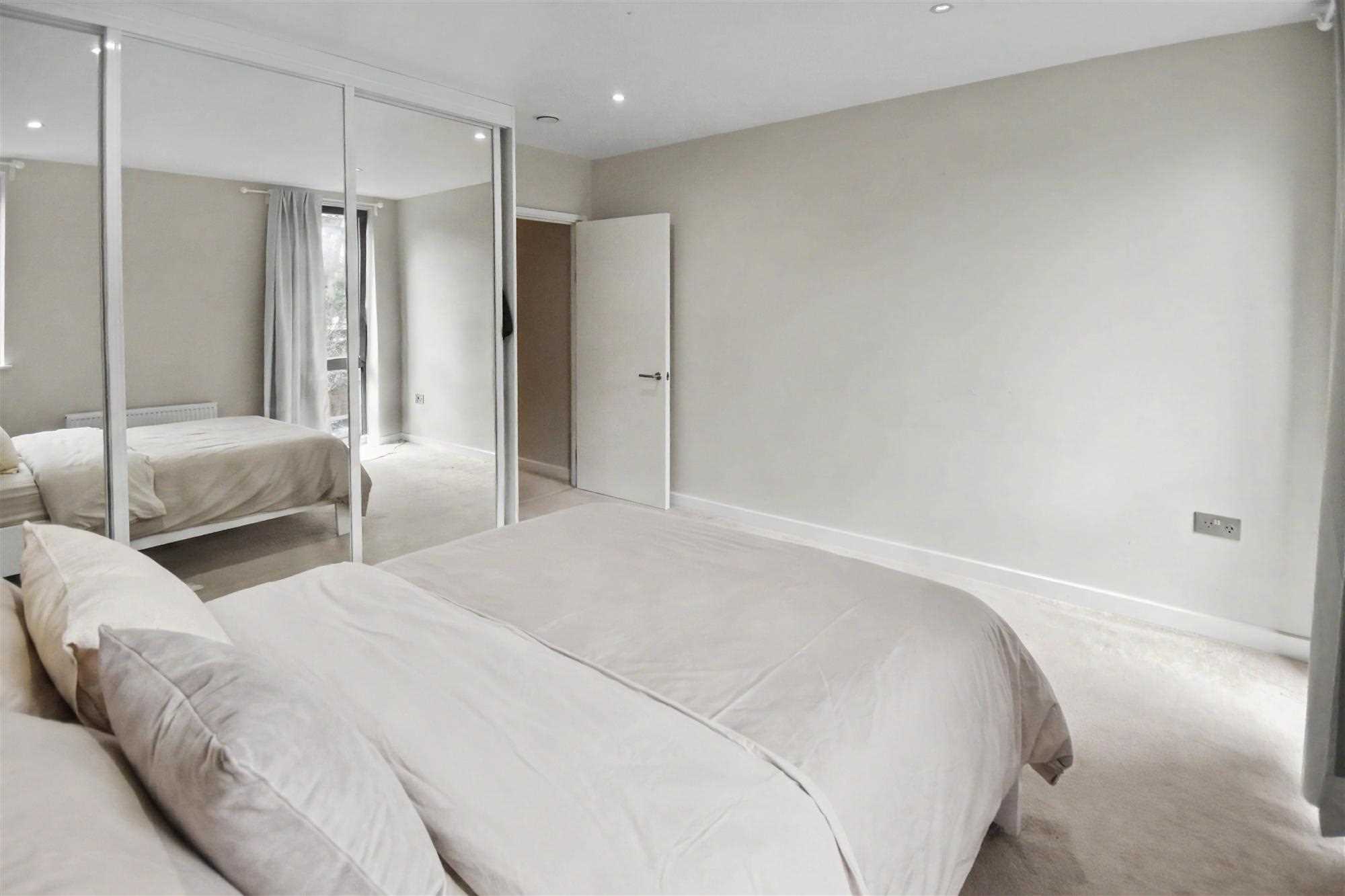 Baltic Avenue - Picture 9