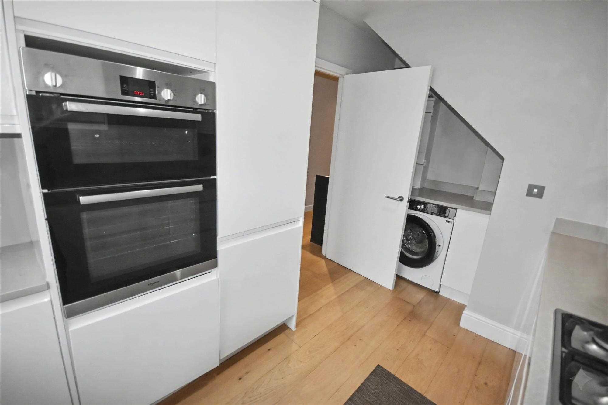 Baltic Avenue - Picture 16