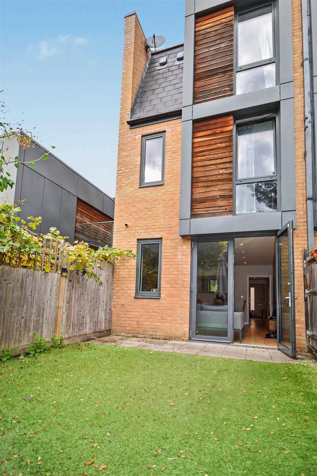 Baltic Avenue - Picture 21