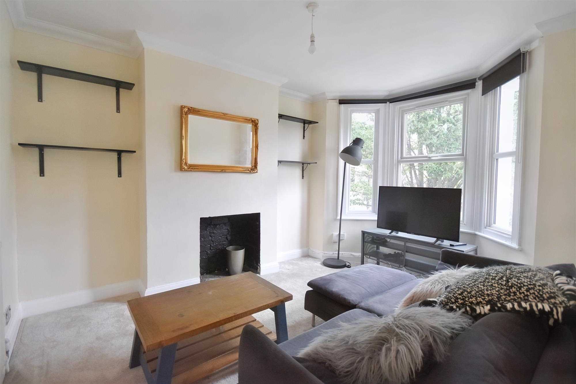 Petersfield Road - Picture 13