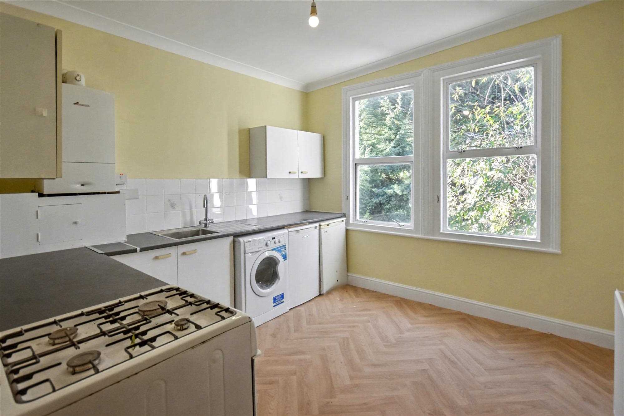 Church Path - Picture 3